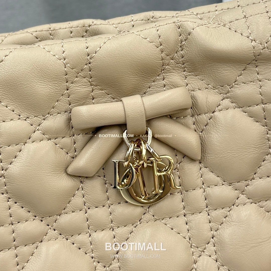 디올 아디오러블 램스킨 카나쥬 보우 핑크 버킷백 Dior Adiorable Lambskin Cannage Bow Pink Bucket Bag S2611 22cm 4