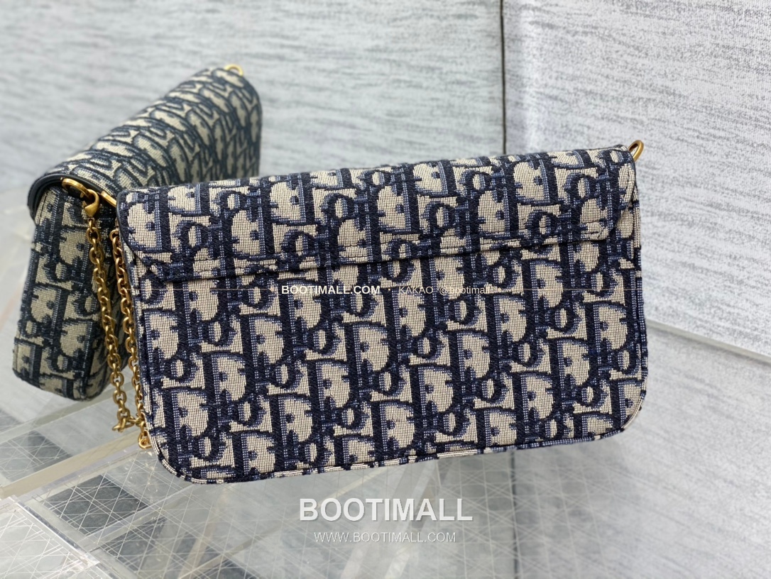 디올 새들 오블리크 캔버스 체인 WOC 블루 미니 체인백 Dior Saddle Oblique Canvas Chain WOC Blue Mini Chain Bag 2045 21.5cm 3