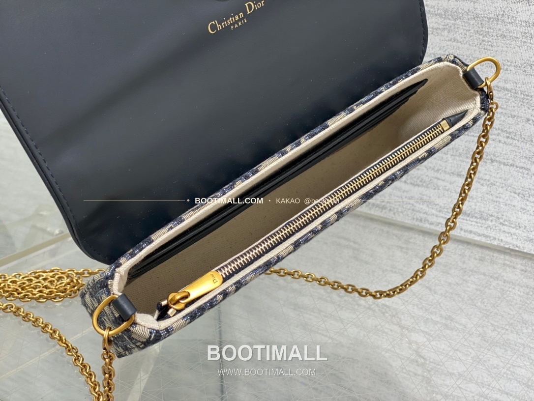 디올 새들 오블리크 캔버스 체인 WOC 블루 미니 체인백 Dior Saddle Oblique Canvas Chain WOC Blue Mini Chain Bag 2045 21.5cm 8