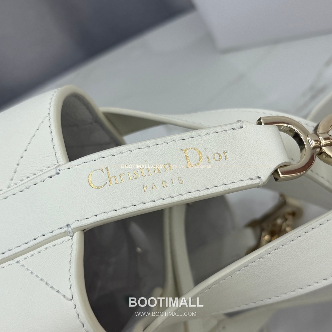디올 투주르 레더 CD락 카나쥬 아이보리 토트백 Dior Toujours Leather CD Lock Cannage Ivory Tote Bag M2835 18.5cm 7