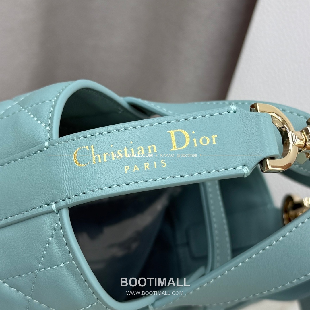 디올 투주르 레더 CD락 카나쥬 아이보리 토트백 Dior Toujours Leather CD Lock Cannage Ivory Tote Bag M2835 18.5cm 7