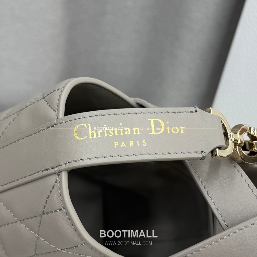 디올 투주르 레더 CD락 카나쥬 아이보리 토트백 Dior Toujours Leather CD Lock Cannage Ivory Tote Bag M2835 18.5cm 7