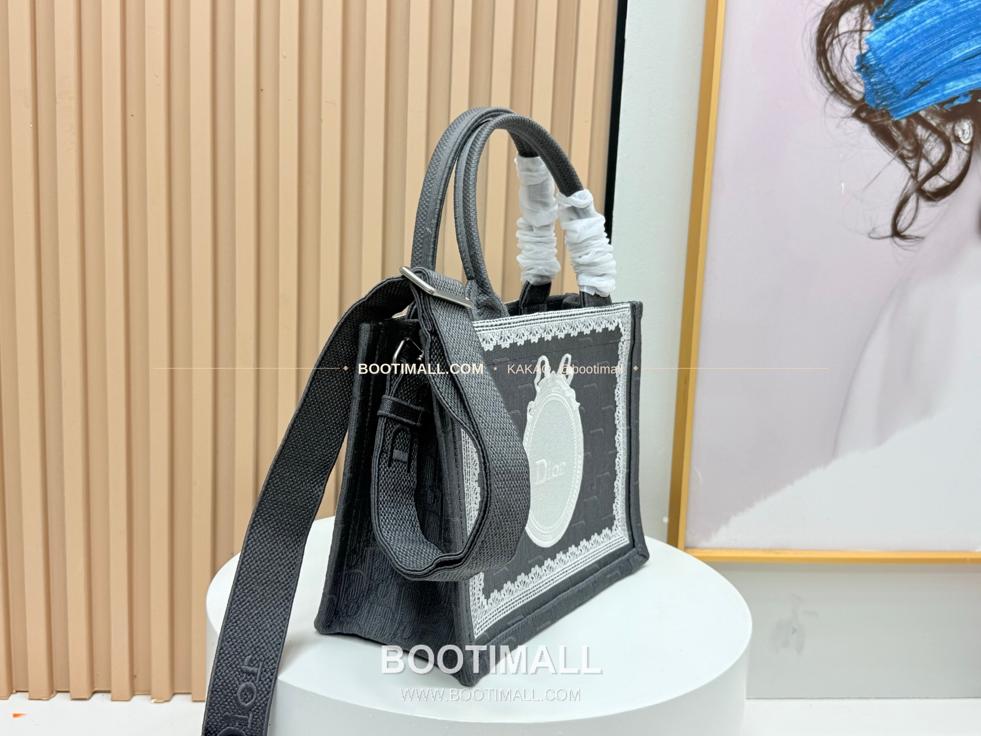디올 JWA 캔버스 북토트 스몰 토트백 Dior JWA Canvas Book Tote Small Tote Bag 8835 26cm 2