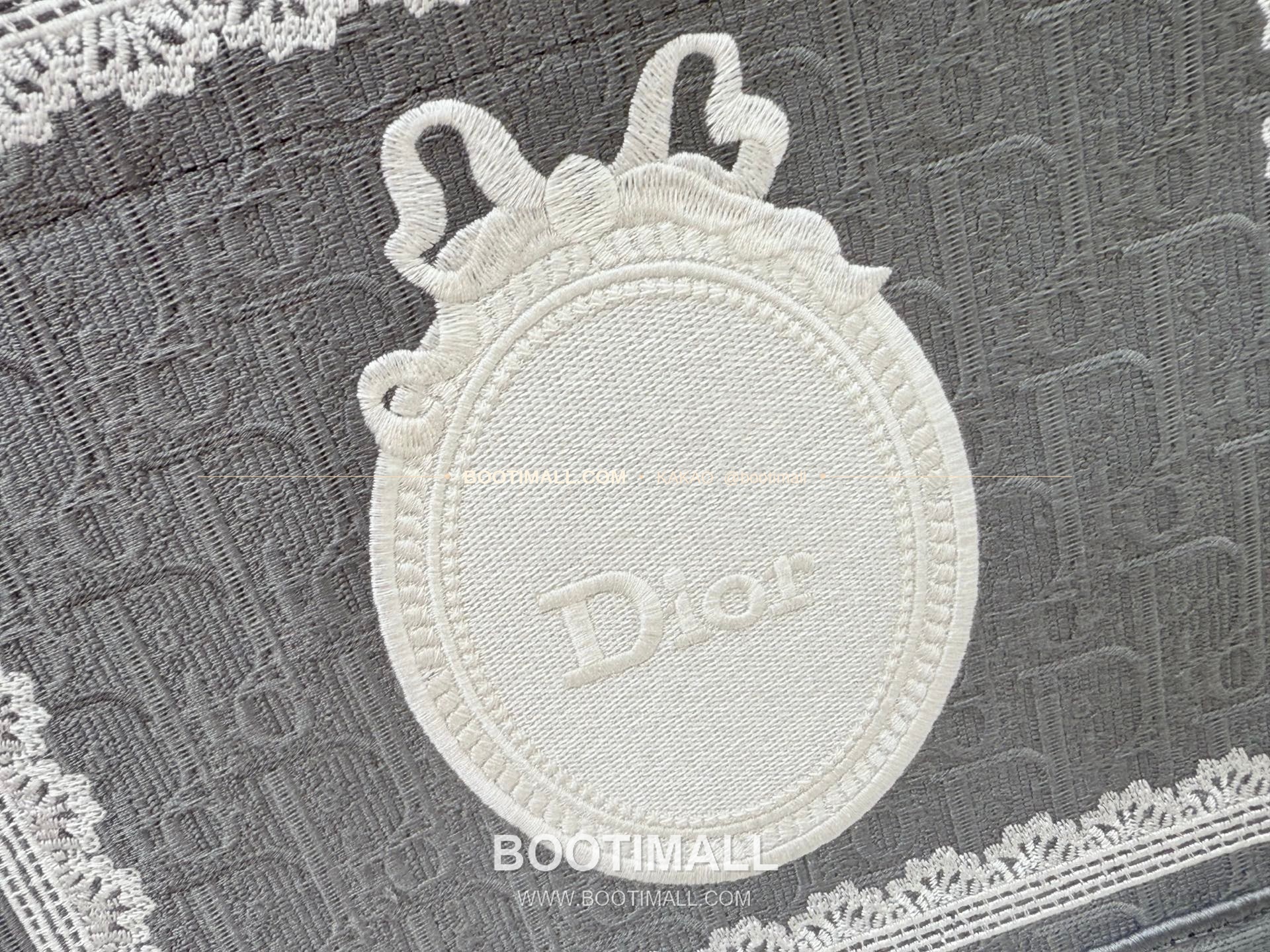 디올 JWA 캔버스 북토트 스몰 토트백 Dior JWA Canvas Book Tote Small Tote Bag 8835 26cm 5