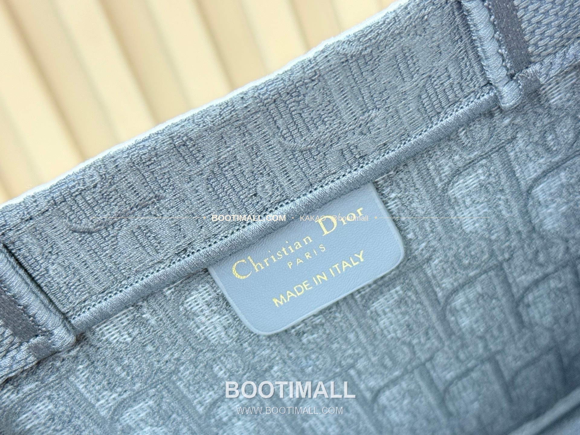 디올 JWA 캔버스 북토트 스몰 토트백 Dior JWA Canvas Book Tote Small Tote Bag 8835 26cm 8