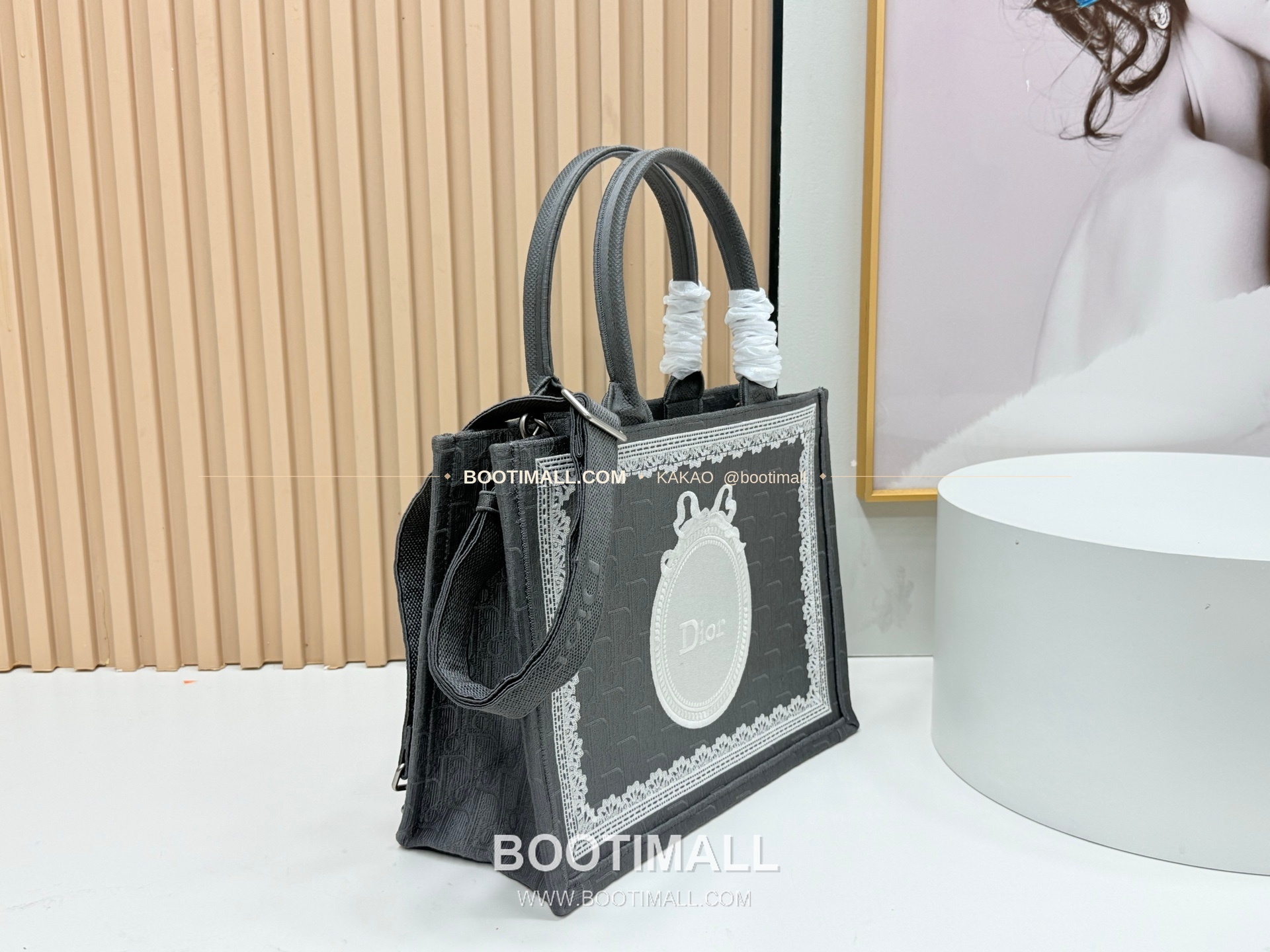 디올 JWA 캔버스 북토트 미디엄 토트백 Dior JWA Canvas Book Tote Medium Tote Bag 8834 36cm 2