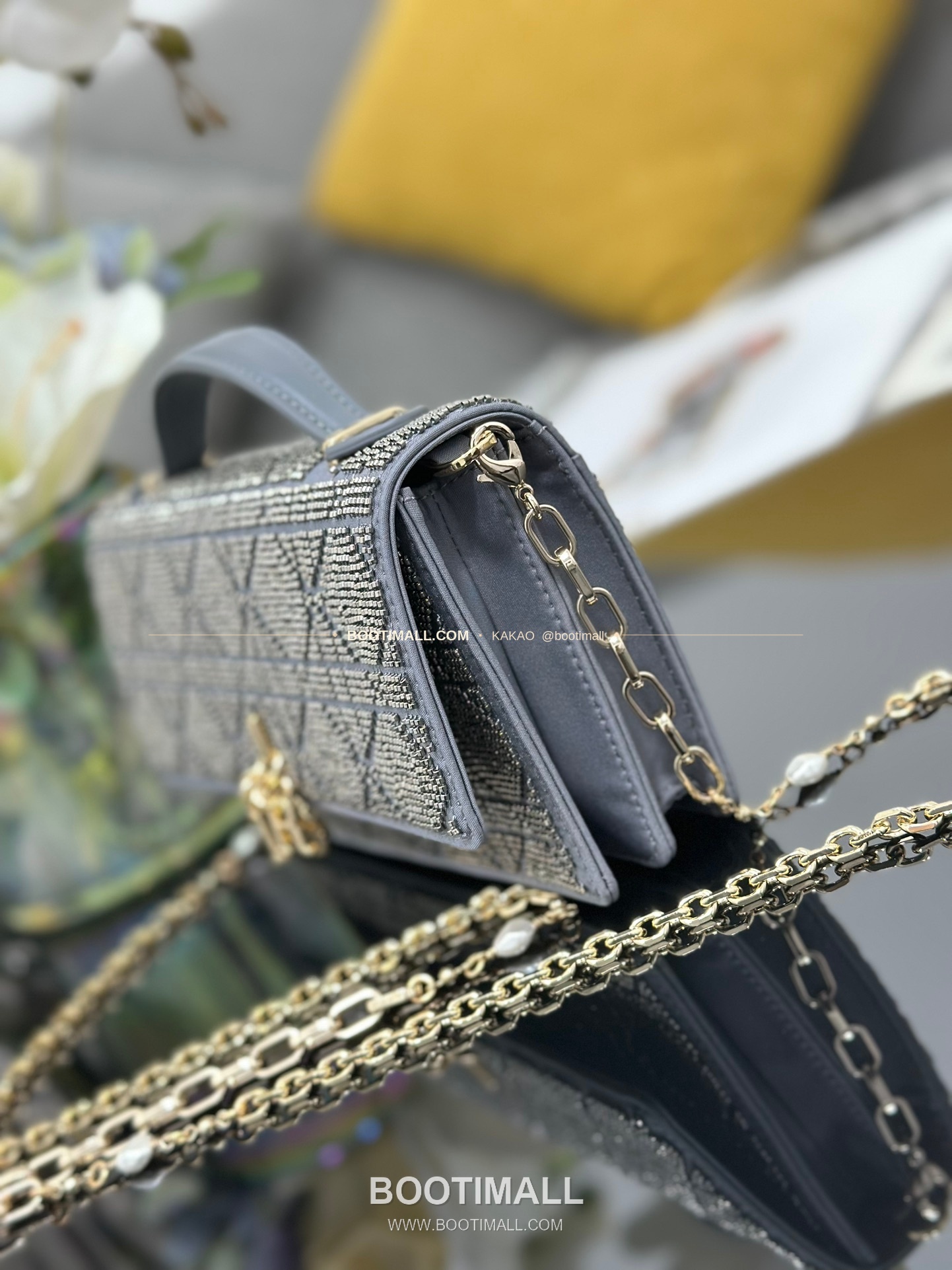 디올 미스디올 새틴 비즈자수 그레이 미니 체인백 Dior Miss Dior Satin Beaded Embroidery Grey Mini Chain Bag M0997 21cm 3