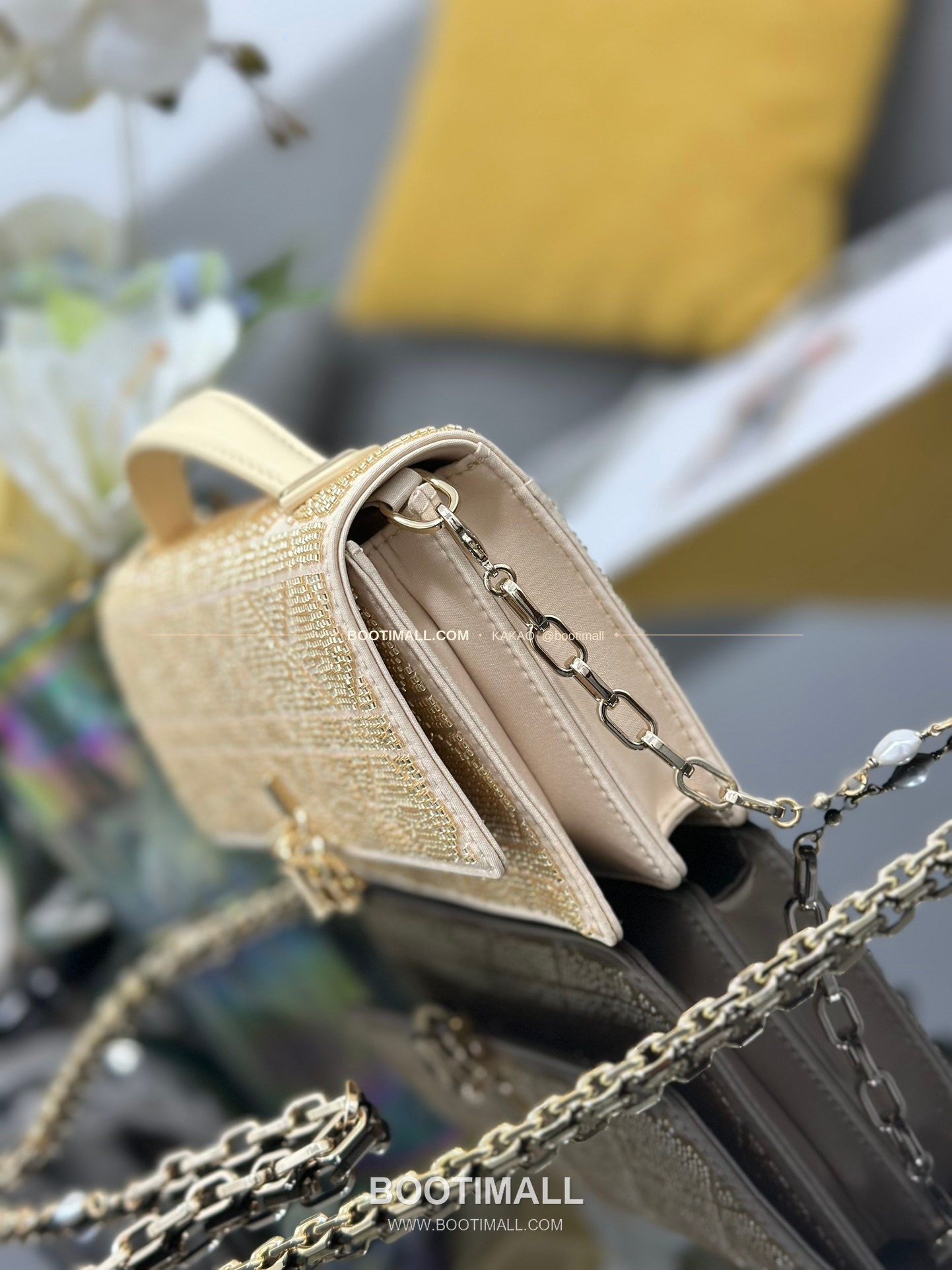 디올 미스디올 새틴 비즈자수 그레이 미니 체인백 Dior Miss Dior Satin Beaded Embroidery Grey Mini Chain Bag M0997 21cm 3