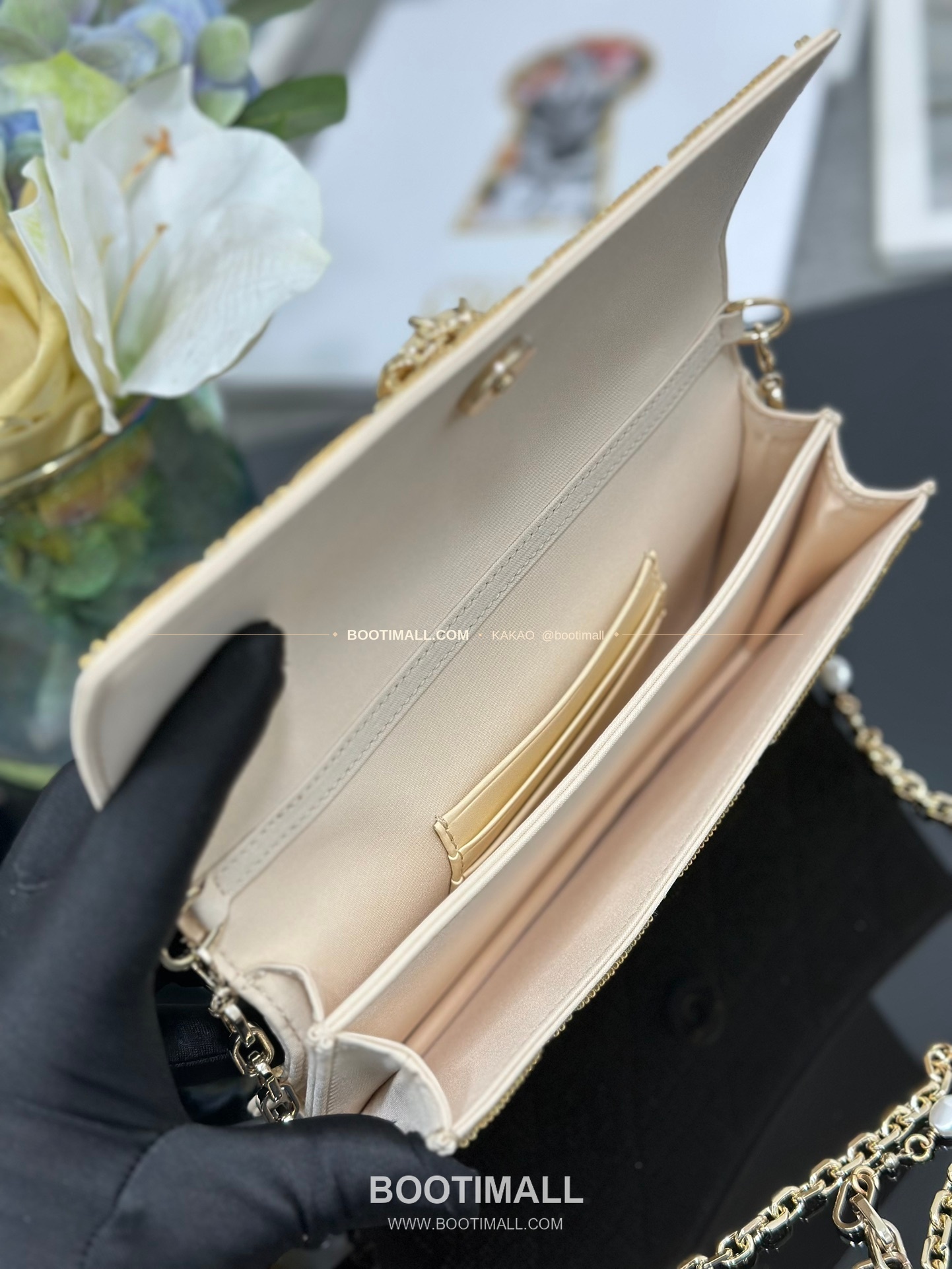 디올 미스디올 새틴 비즈자수 그레이 미니 체인백 Dior Miss Dior Satin Beaded Embroidery Grey Mini Chain Bag M0997 21cm 8