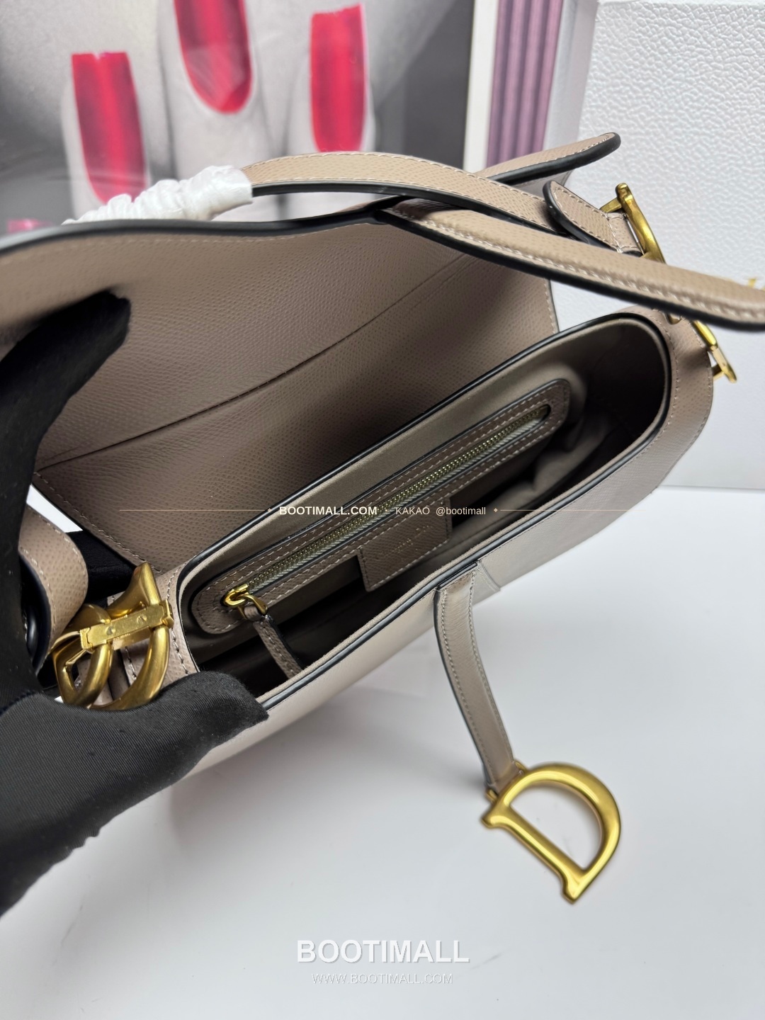 디올 새들 레더 CD로고 라지 숄더백 Dior Saddle Leather CD Logo Black Large Shoulder Bag 24cm 9