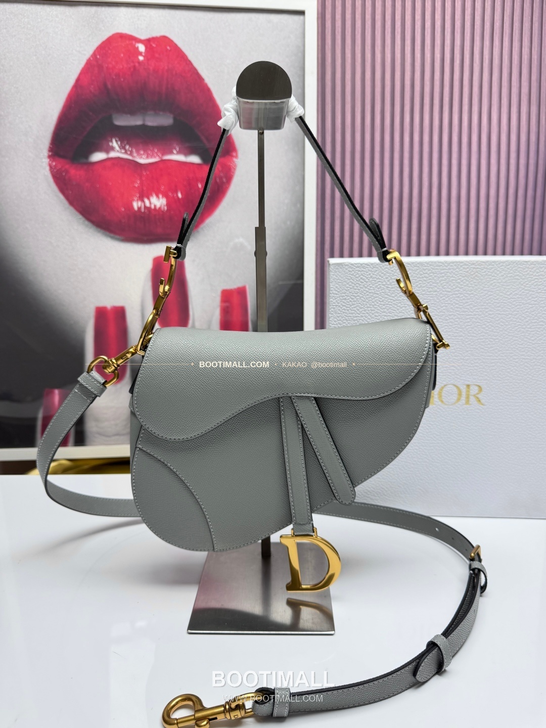 디올 새들 레더 CD로고 라지 숄더백 Dior Saddle Leather CD Logo Black Large Shoulder Bag 24cm 1