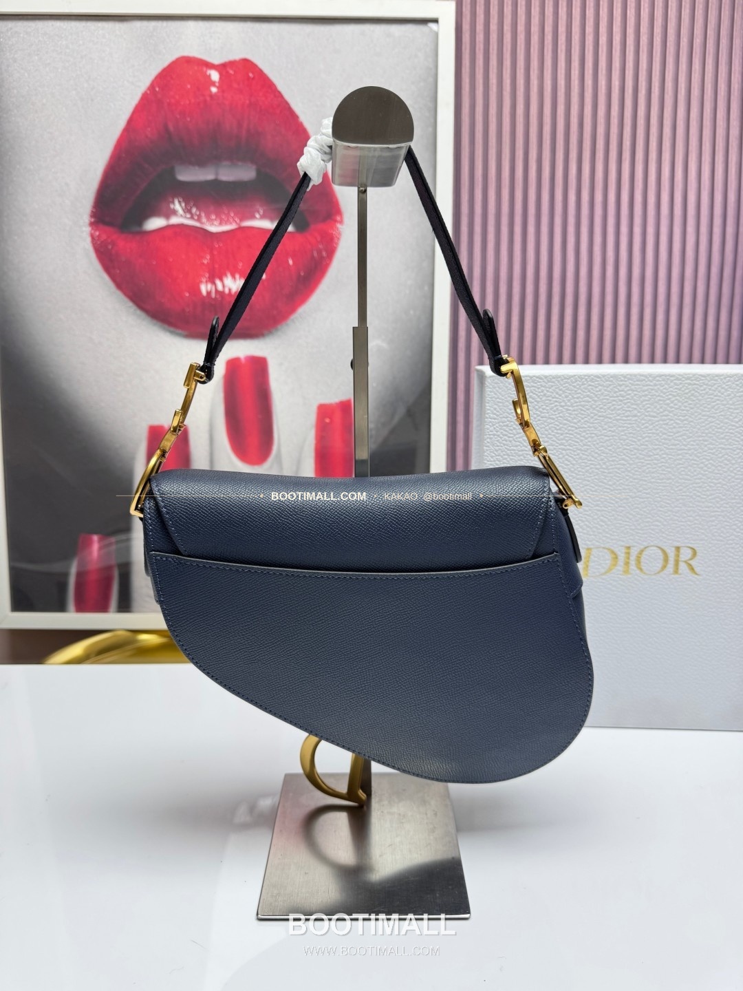 디올 새들 레더 CD로고 라지 숄더백 Dior Saddle Leather CD Logo Black Large Shoulder Bag 24cm 2