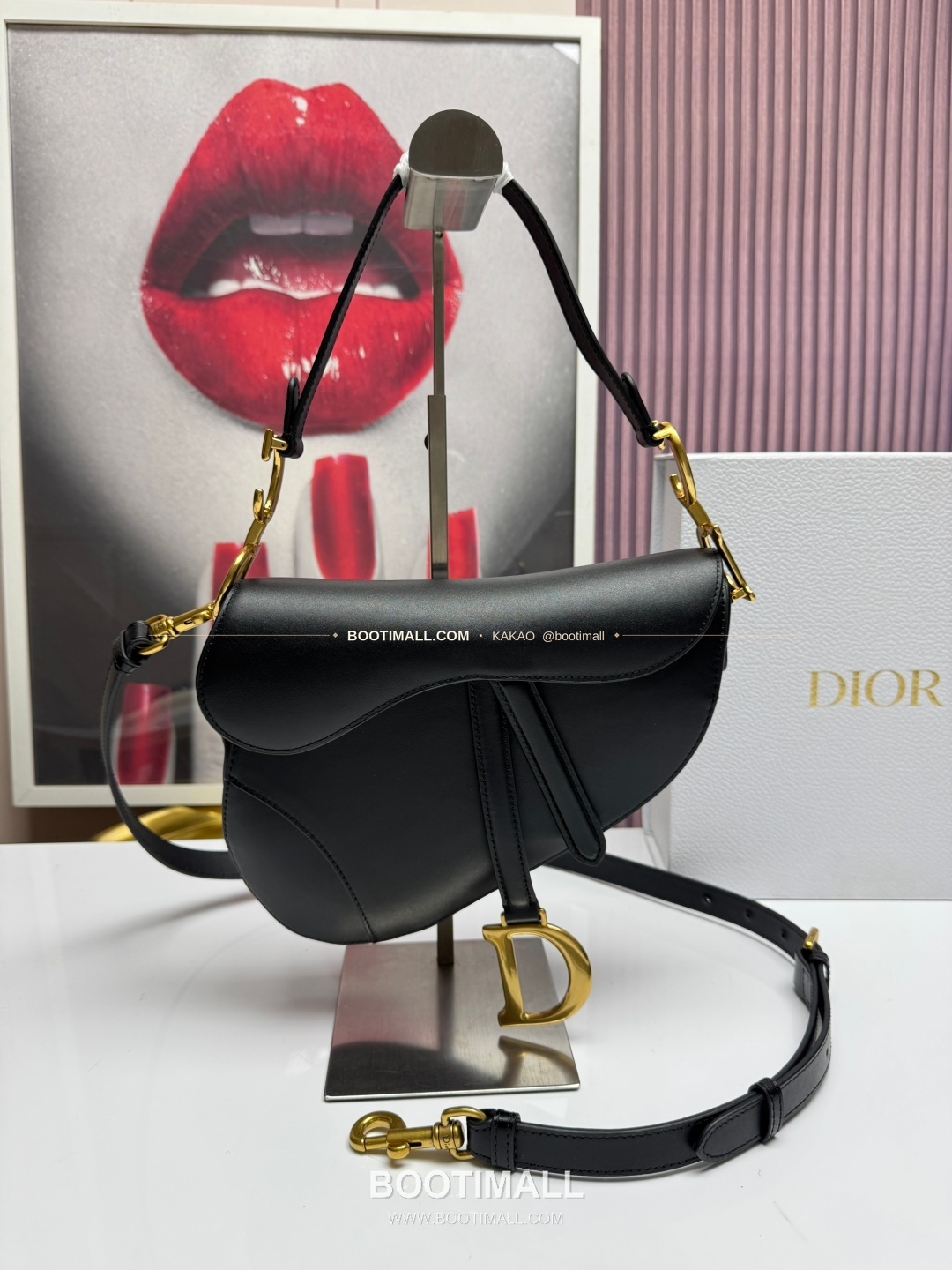 디올 새들 레더 CD로고 라지 숄더백 Dior Saddle Leather CD Logo Black Large Shoulder Bag 24cm 1