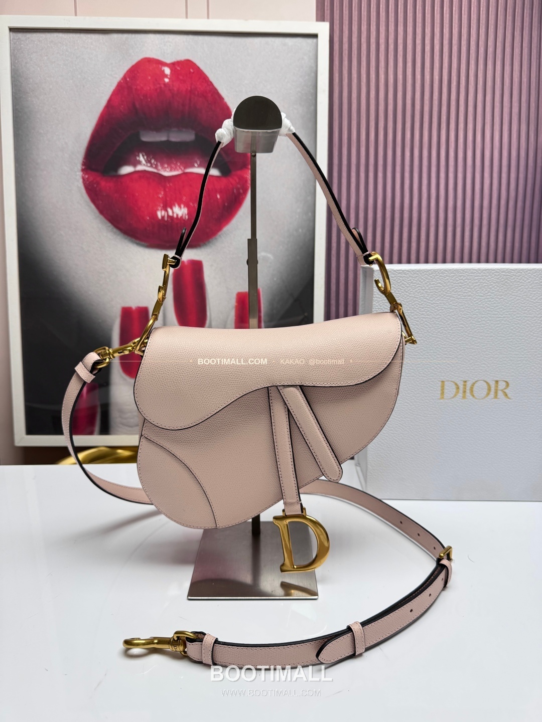 디올 새들 레더 CD로고 라지 숄더백 Dior Saddle Leather CD Logo Black Large Shoulder Bag 24cm 1