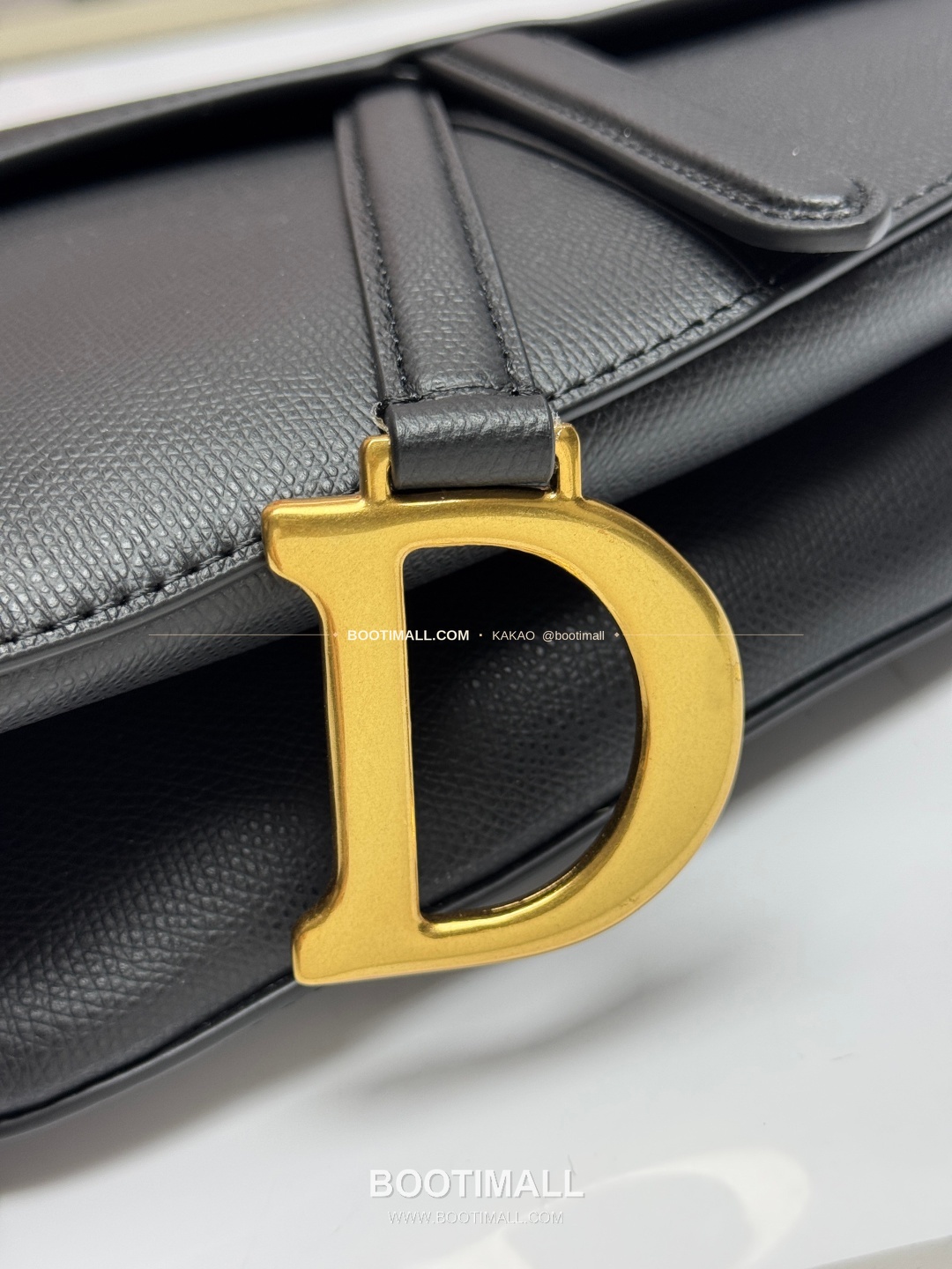 디올 새들 레더 CD로고 라지 숄더백 Dior Saddle Leather CD Logo Black Large Shoulder Bag 24cm 5