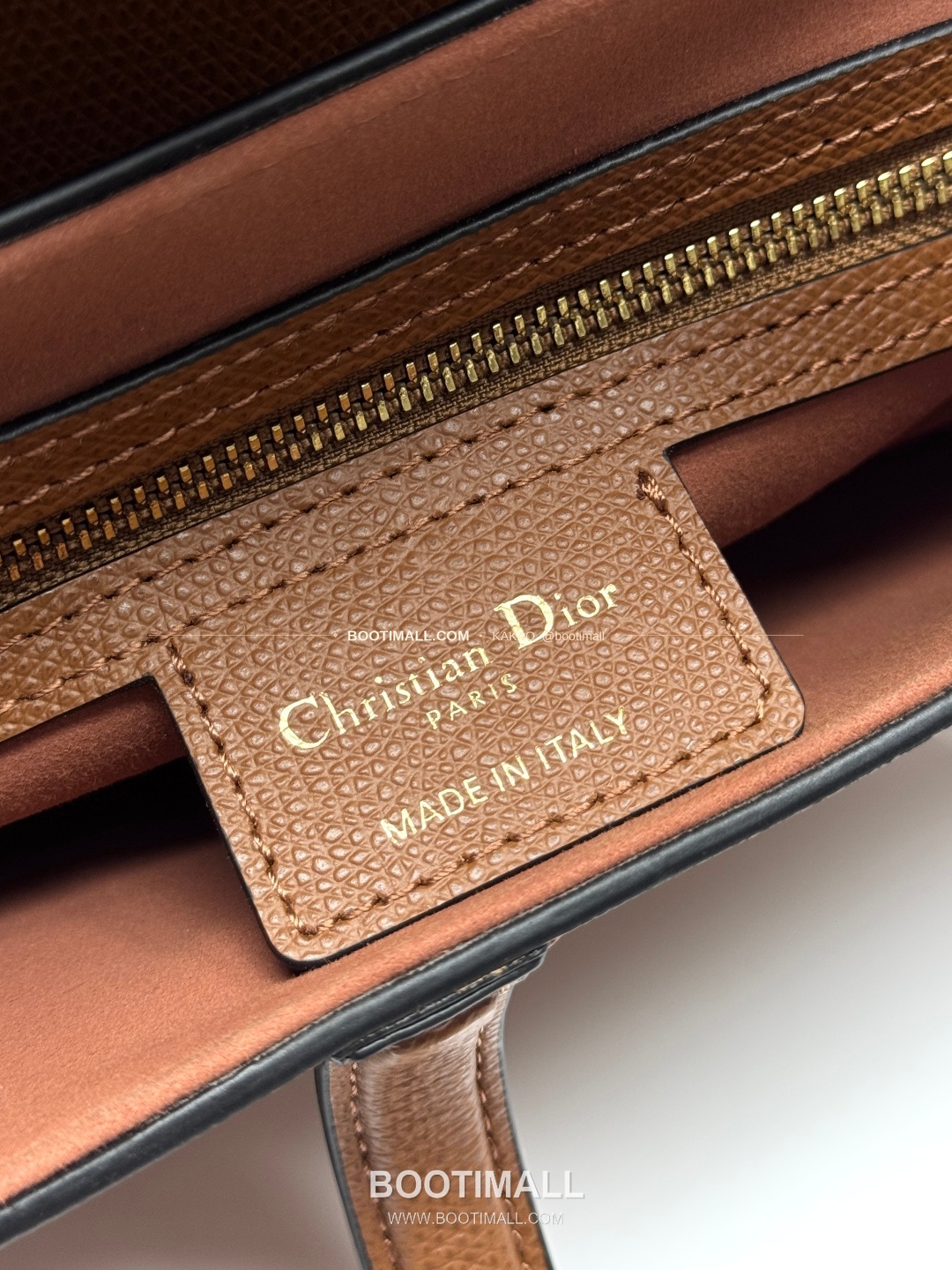 디올 새들 레더 CD로고 라지 숄더백 Dior Saddle Leather CD Logo Black Large Shoulder Bag 24cm 8