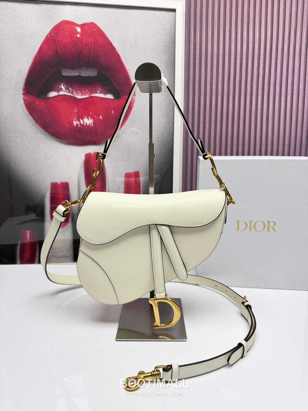 디올 새들 레더 CD로고 라지 숄더백 Dior Saddle Leather CD Logo Black Large Shoulder Bag 24cm 1