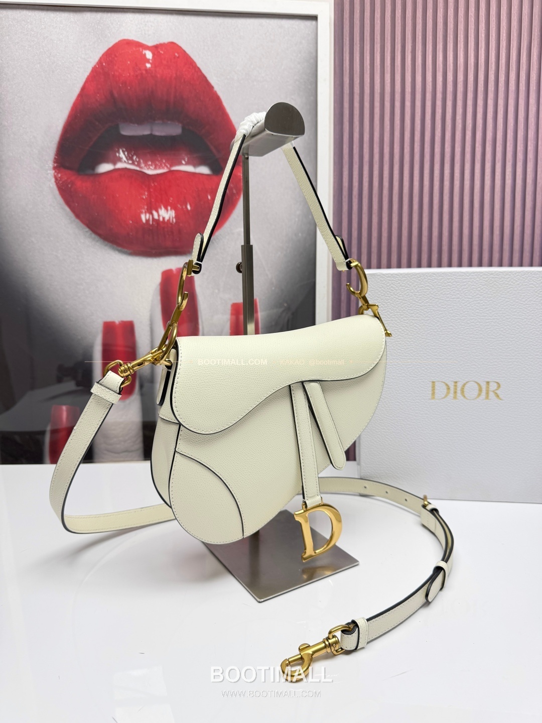디올 새들 레더 CD로고 라지 숄더백 Dior Saddle Leather CD Logo Black Large Shoulder Bag 24cm 3