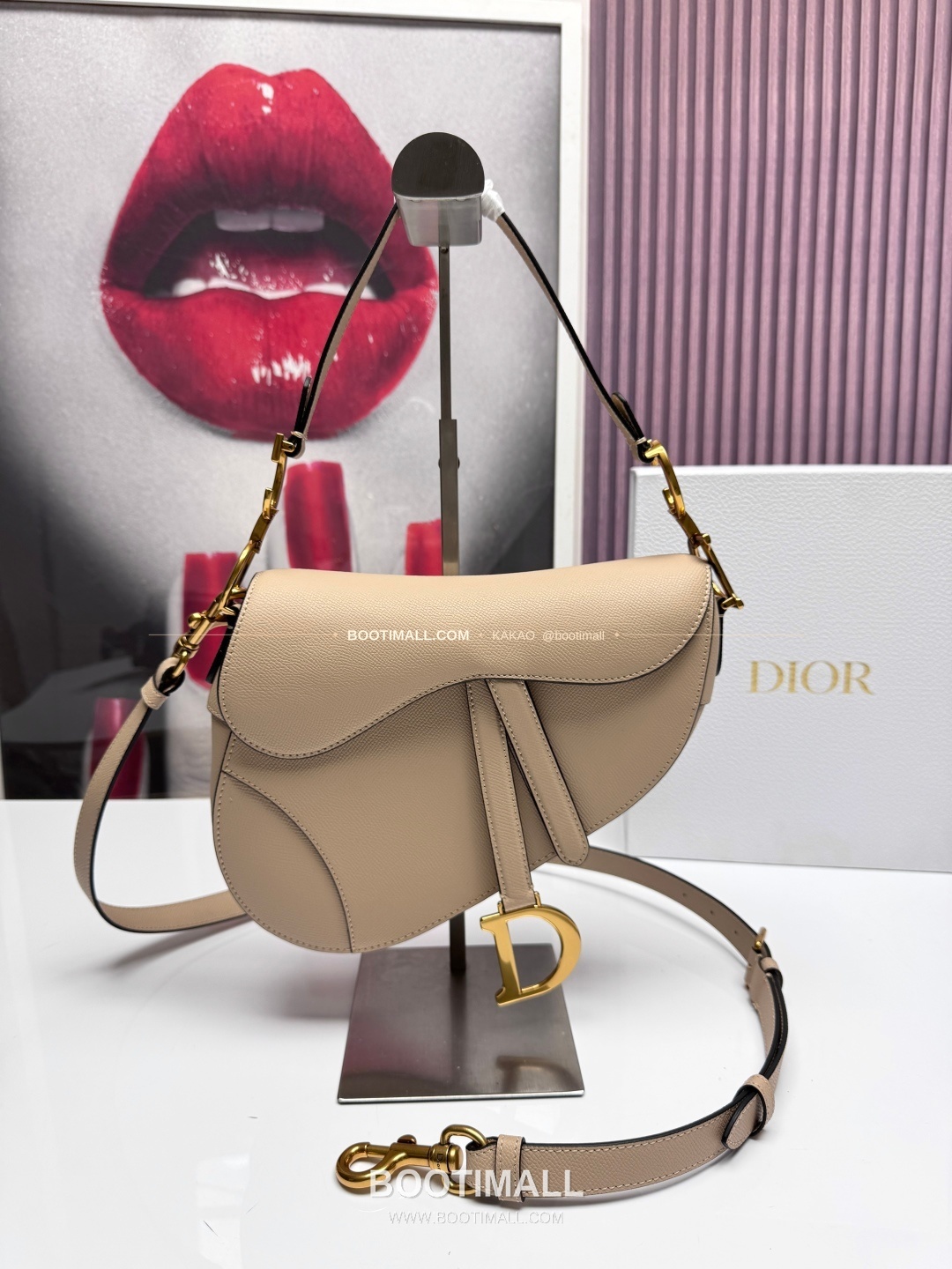 디올 새들 레더 CD로고 라지 숄더백 Dior Saddle Leather CD Logo Black Large Shoulder Bag 24cm 1