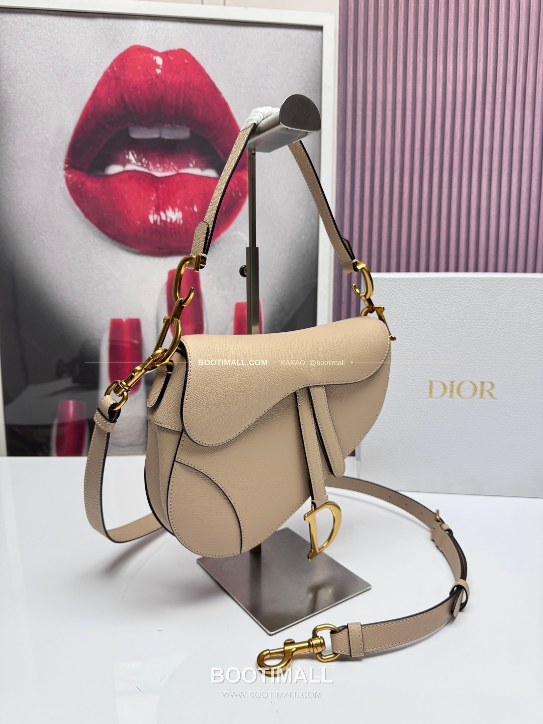 디올 새들 레더 CD로고 라지 숄더백 Dior Saddle Leather CD Logo Black Large Shoulder Bag 24cm 4