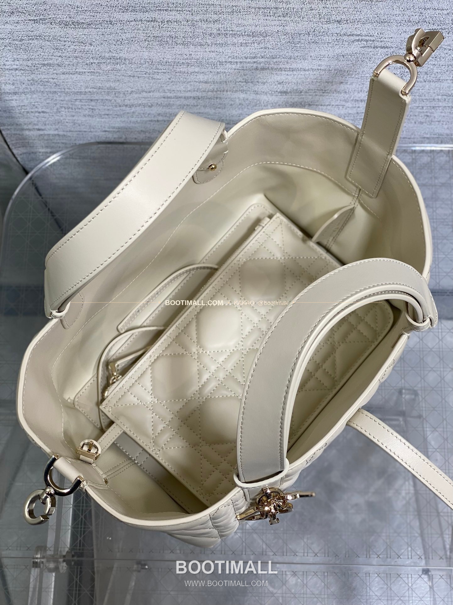 디올 투주르 카프스킨 카나쥬 아이보리 스몰 토트백 Dior Toujours Calfskin Cannage Ivory Small Tote Bag 2822 23cm 8