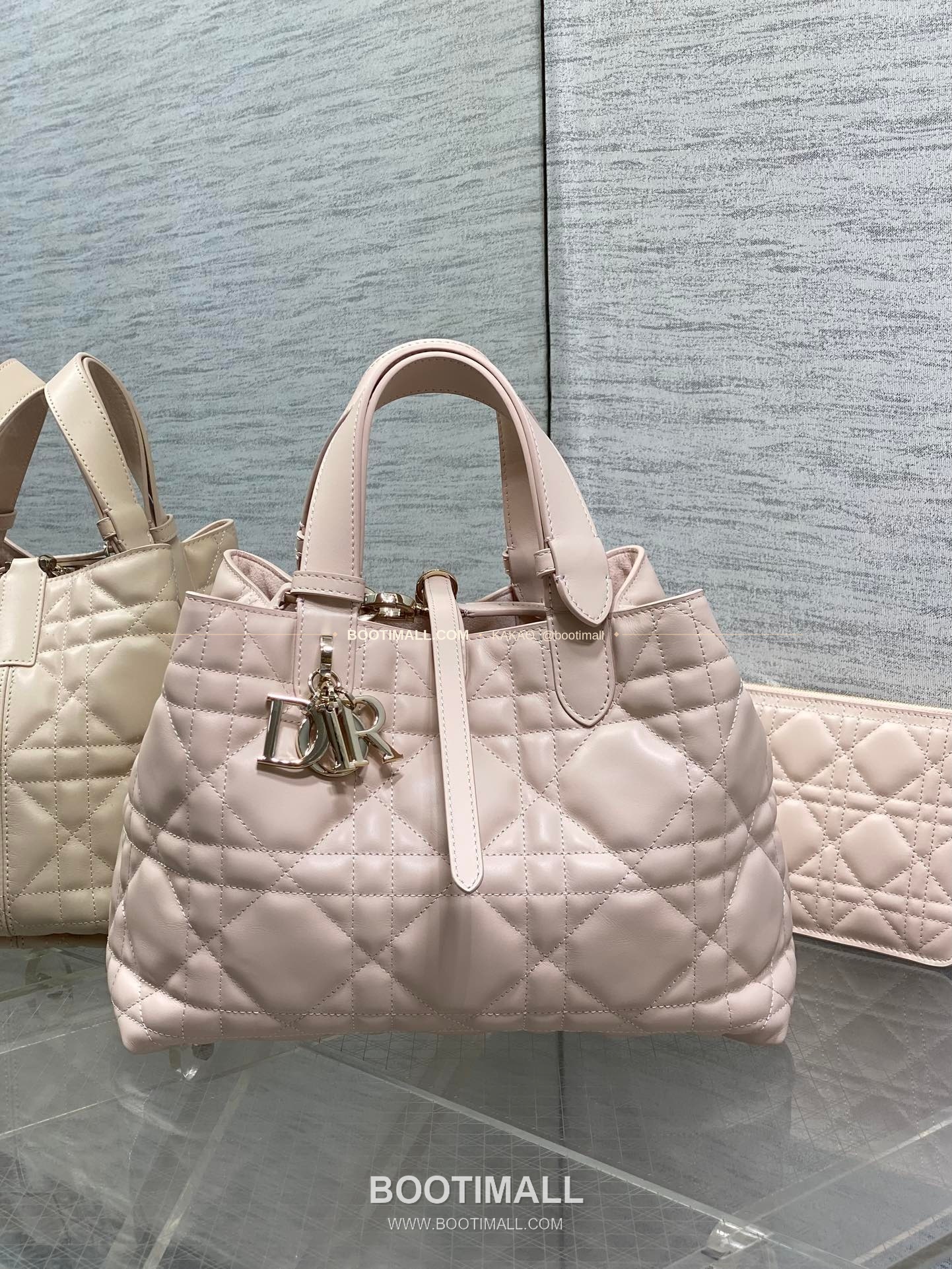 디올 투주르 카프스킨 카나쥬 아이보리 토트백 Dior Toujours Calfskin Cannage Ivory Tote Bag 2821 28.5cm 1