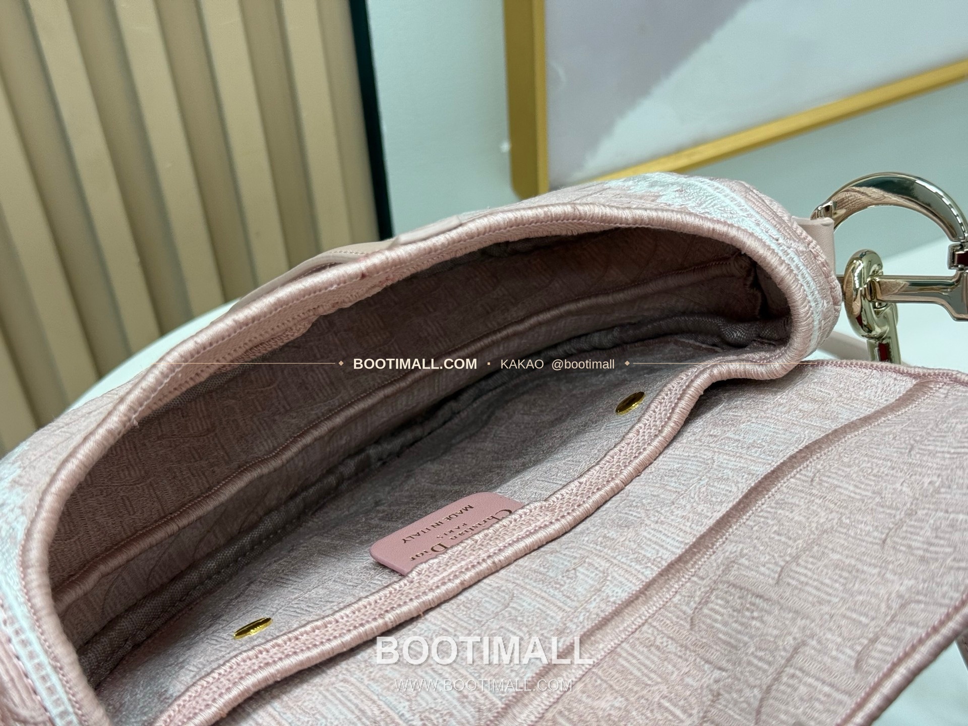 디올 새들 자수 패브릭 멀티 라지 숄더백 Dior Saddle Embroidered Fabric Multi Large Shoulder Bag 9930 24cm 9