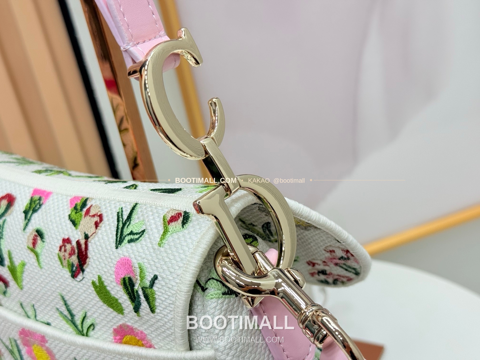 디올 새들 자수 패브릭 멀티 라지 숄더백 Dior Saddle Embroidered Fabric Multi Large Shoulder Bag 9930 24cm 4