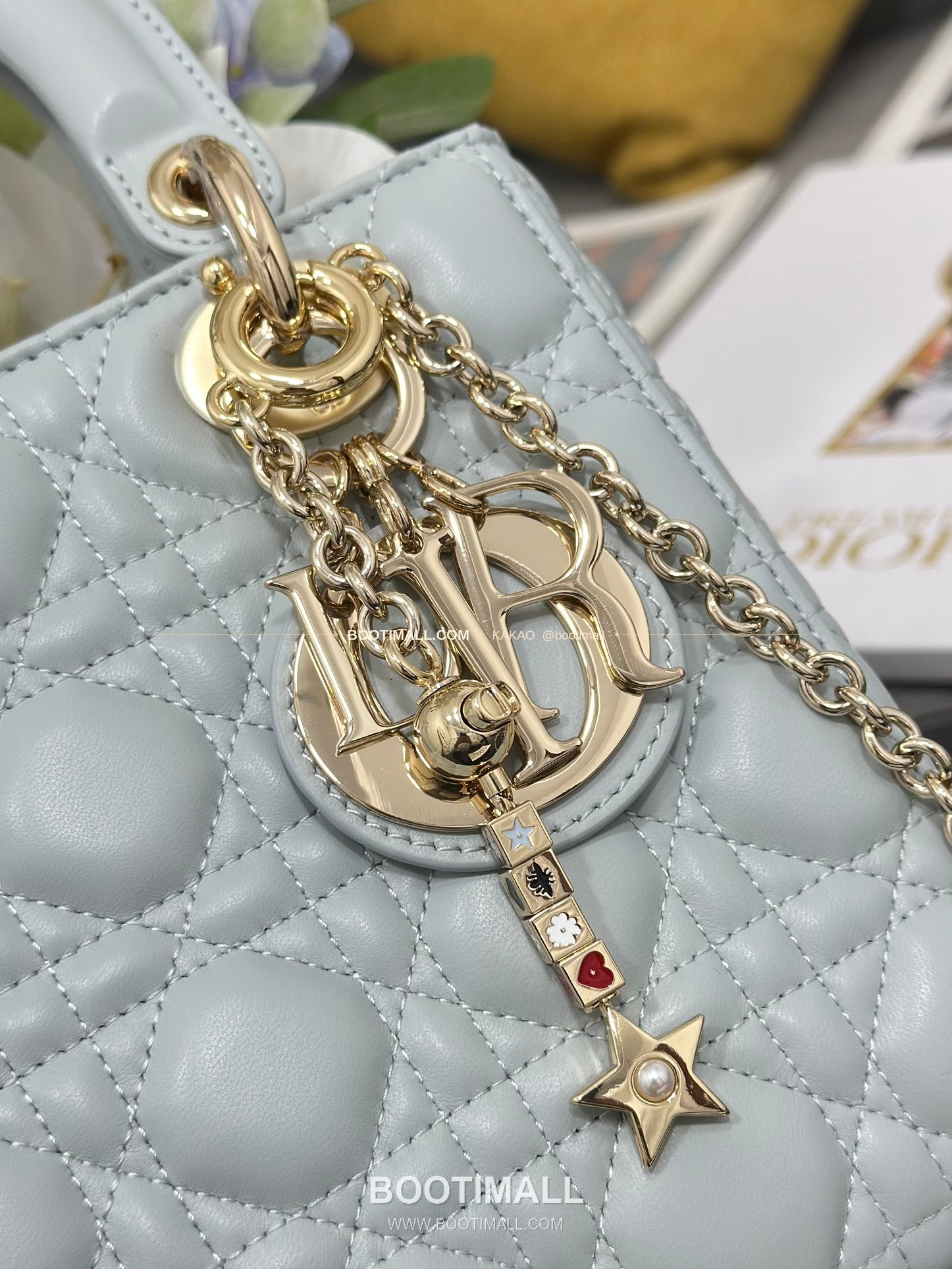 디올 레이디디올 램스킨 카나쥬 블랙 미니 체인 토트백 Dior Lady Dior Lambskin Cannage Black Mini Chain Tote Bag M0638 20cm 5