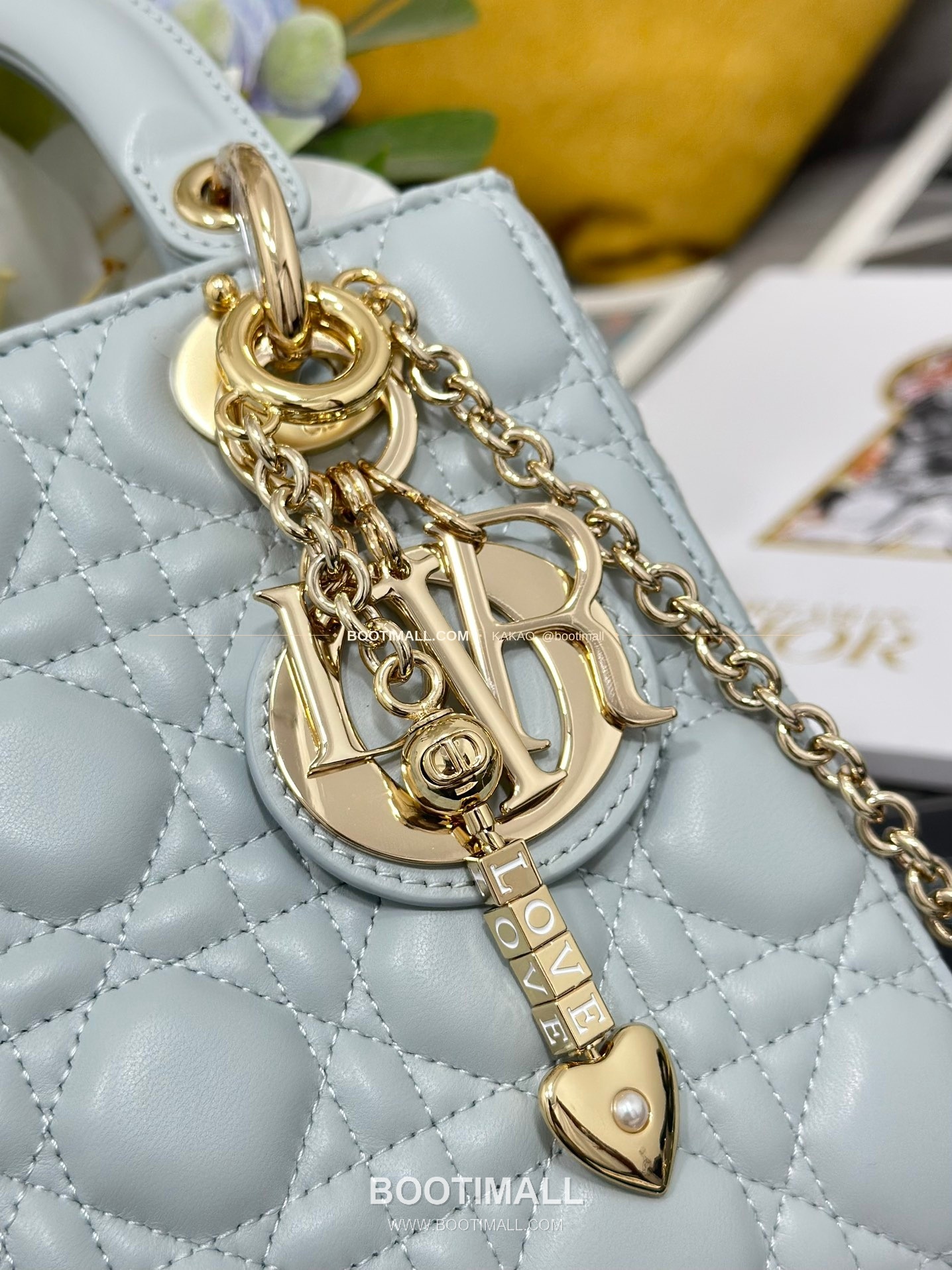 디올 레이디디올 램스킨 카나쥬 블랙 미니 체인 토트백 Dior Lady Dior Lambskin Cannage Black Mini Chain Tote Bag M0638 20cm 6