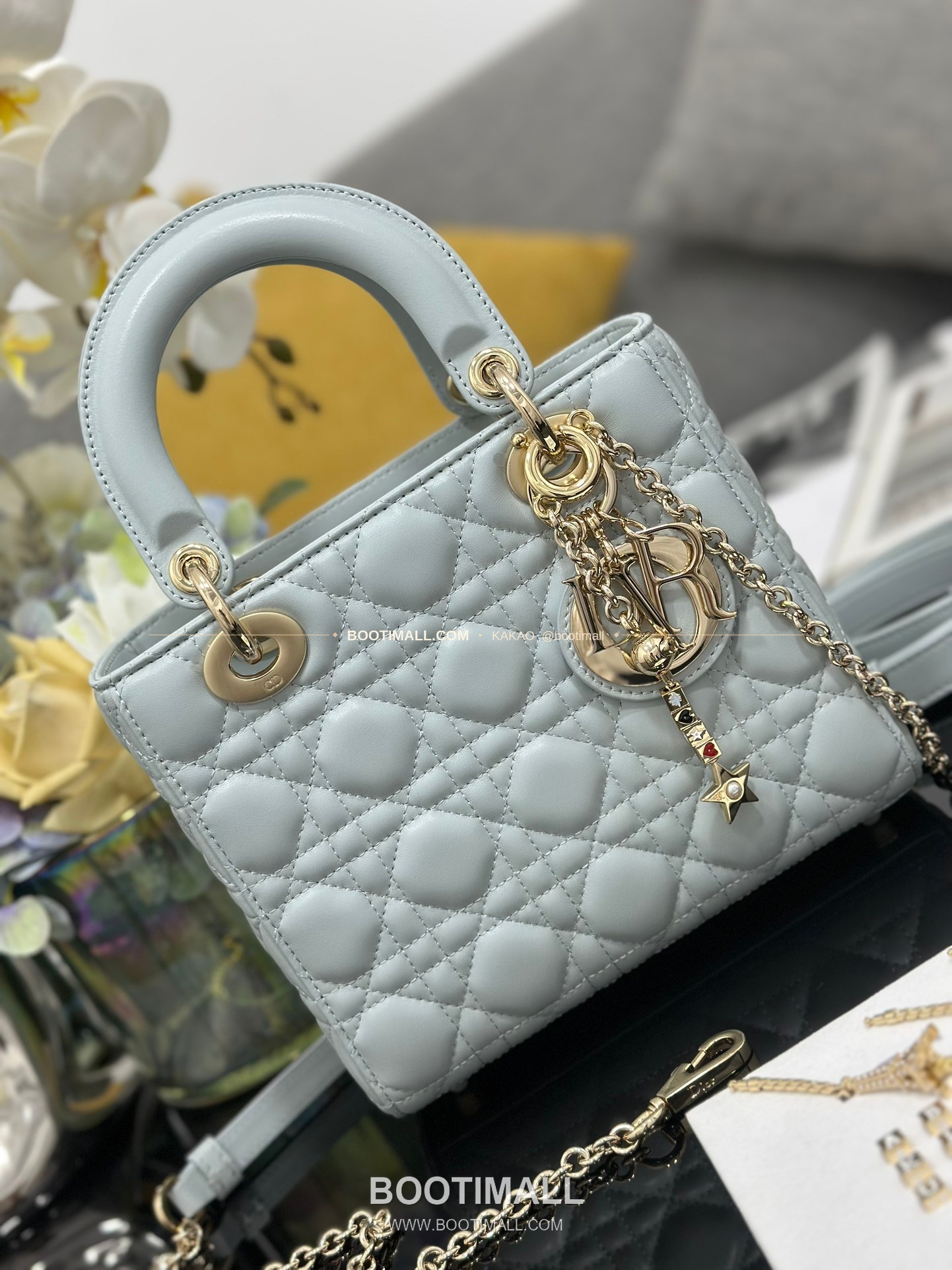 디올 레이디디올 램스킨 카나쥬 블랙 미니 체인 토트백 Dior Lady Dior Lambskin Cannage Black Mini Chain Tote Bag M0638 20cm 12