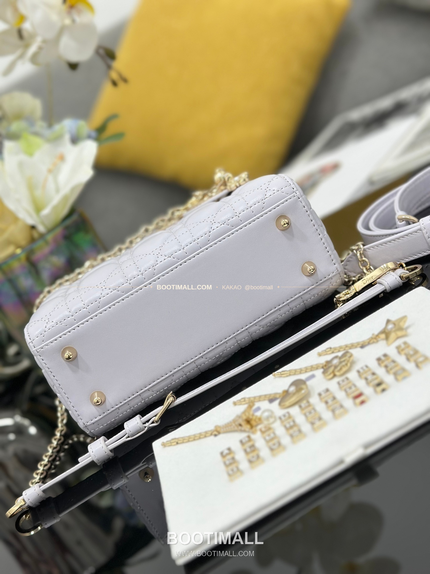 디올 레이디디올 램스킨 카나쥬 블랙 미니 체인 토트백 Dior Lady Dior Lambskin Cannage Black Mini Chain Tote Bag M0638 20cm 11