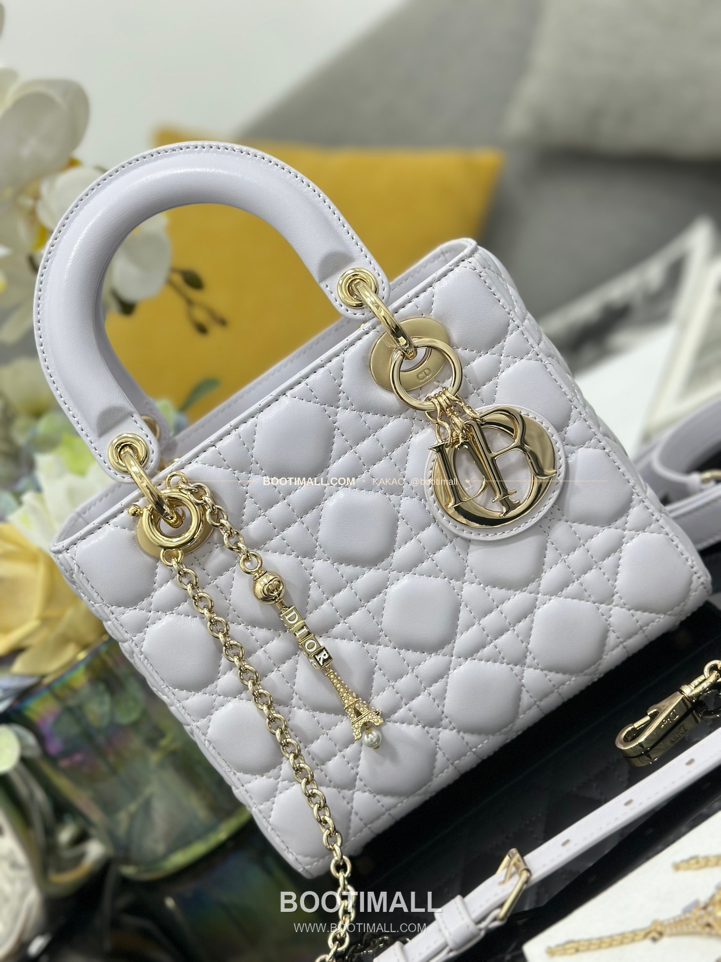 디올 레이디디올 램스킨 카나쥬 블랙 미니 체인 토트백 Dior Lady Dior Lambskin Cannage Black Mini Chain Tote Bag M0638 20cm 12