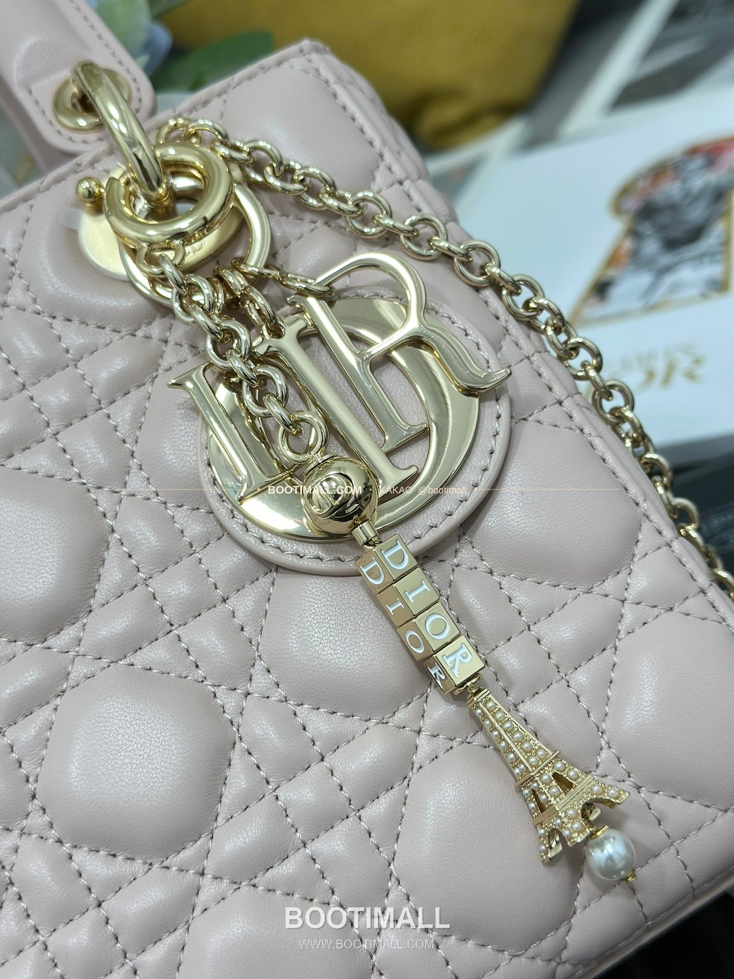 디올 레이디디올 램스킨 카나쥬 블랙 미니 체인 토트백 Dior Lady Dior Lambskin Cannage Black Mini Chain Tote Bag M0638 20cm 3