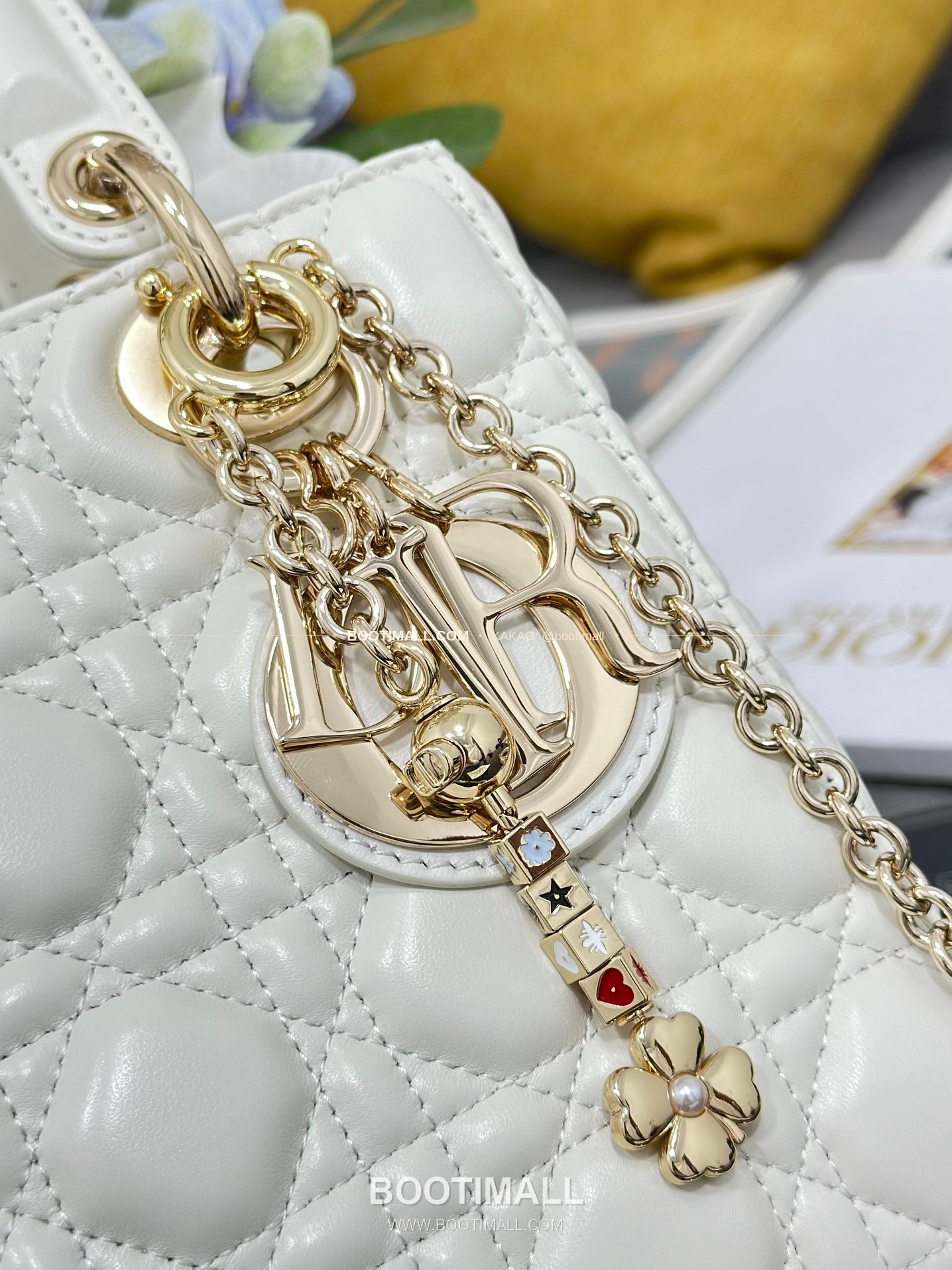 디올 레이디디올 램스킨 카나쥬 블랙 미니 체인 토트백 Dior Lady Dior Lambskin Cannage Black Mini Chain Tote Bag M0638 20cm 3