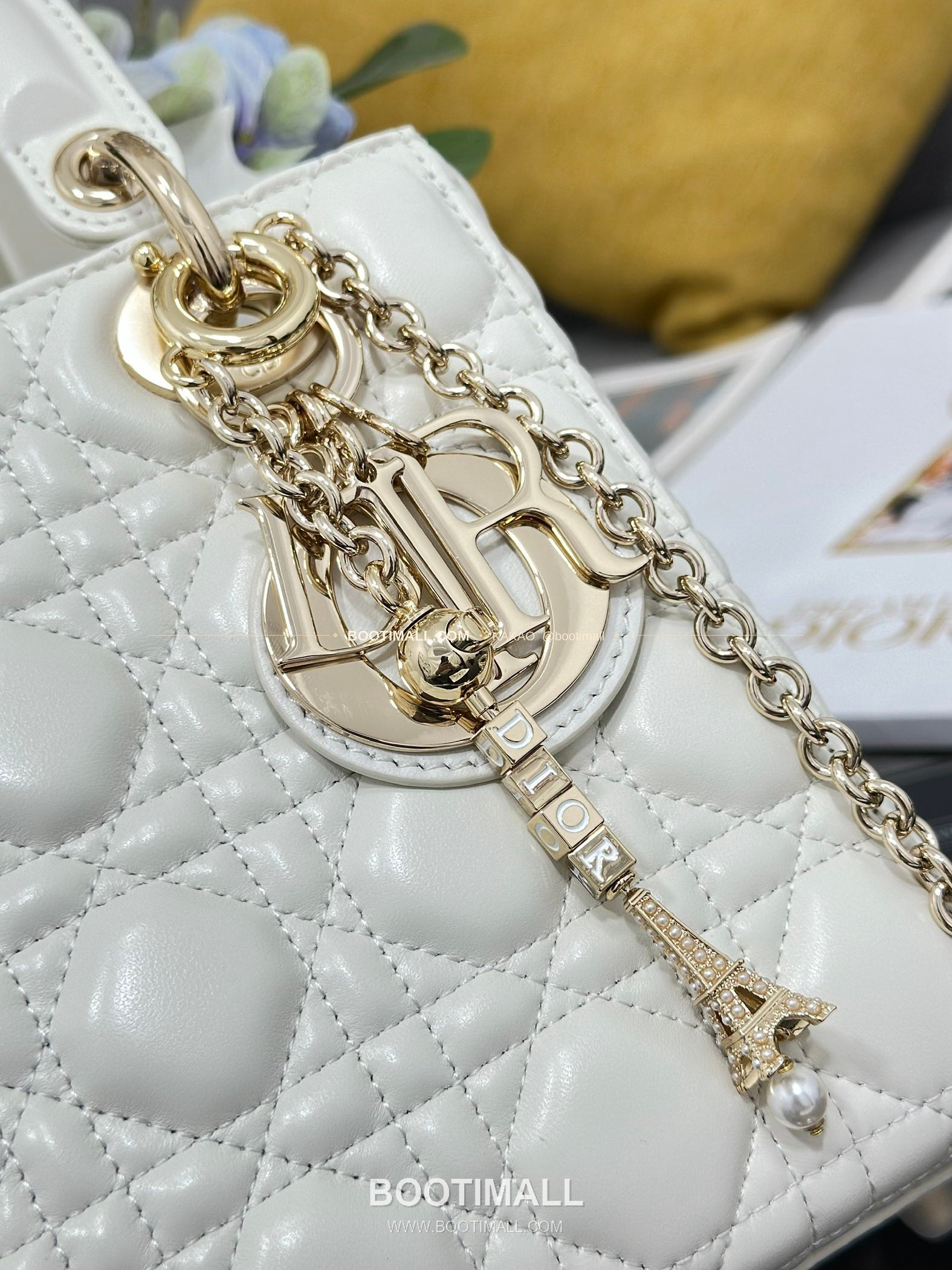 디올 레이디디올 램스킨 카나쥬 블랙 미니 체인 토트백 Dior Lady Dior Lambskin Cannage Black Mini Chain Tote Bag M0638 20cm 5