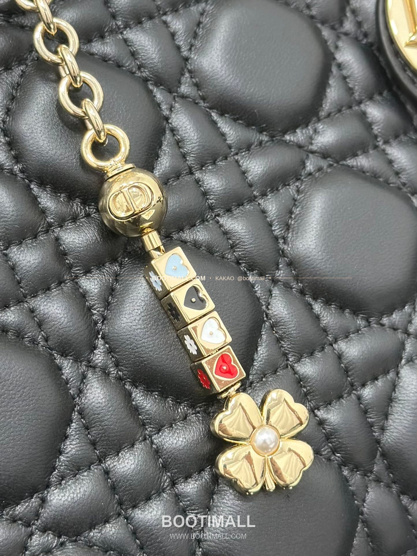 디올 레이디디올 램스킨 카나쥬 블랙 미니 체인 토트백 Dior Lady Dior Lambskin Cannage Black Mini Chain Tote Bag M0638 20cm 4