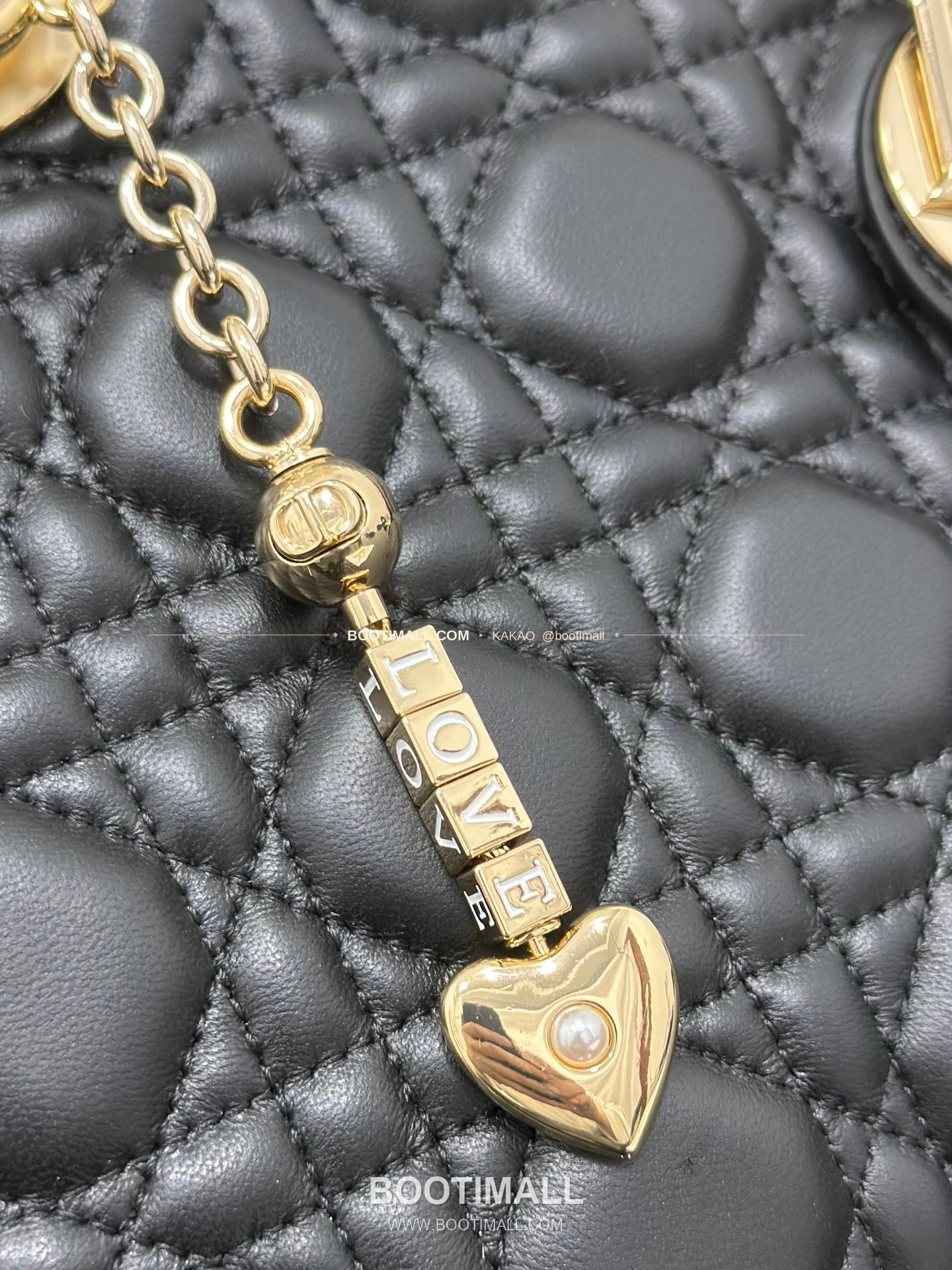 디올 레이디디올 램스킨 카나쥬 블랙 미니 체인 토트백 Dior Lady Dior Lambskin Cannage Black Mini Chain Tote Bag M0638 20cm 5