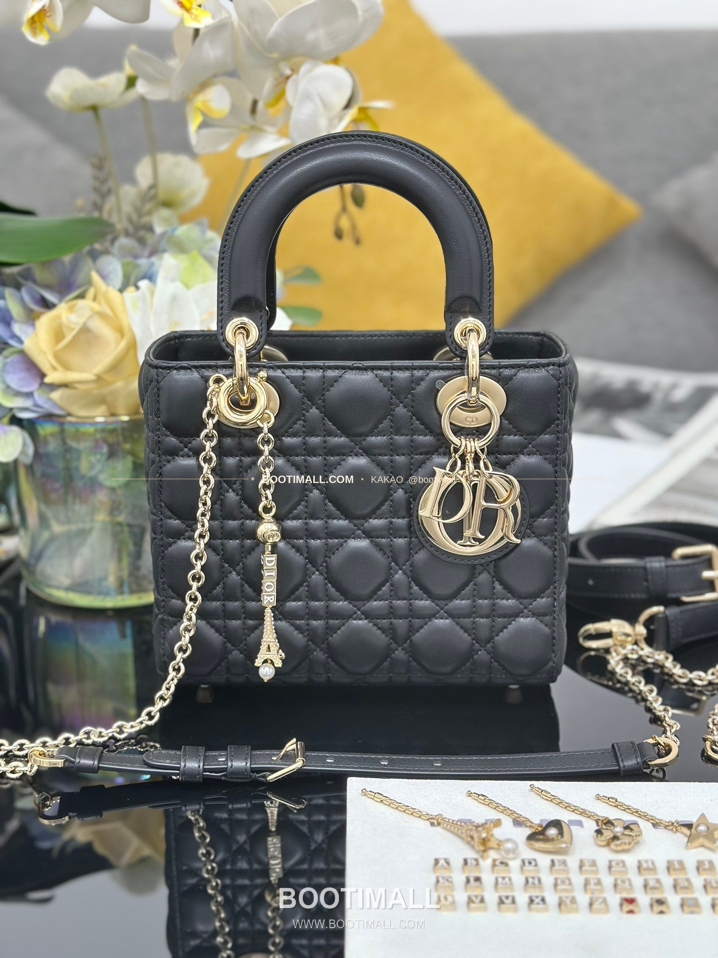 디올 레이디디올 램스킨 카나쥬 블랙 미니 체인 토트백 Dior Lady Dior Lambskin Cannage Black Mini Chain Tote Bag M0638 20cm 9
