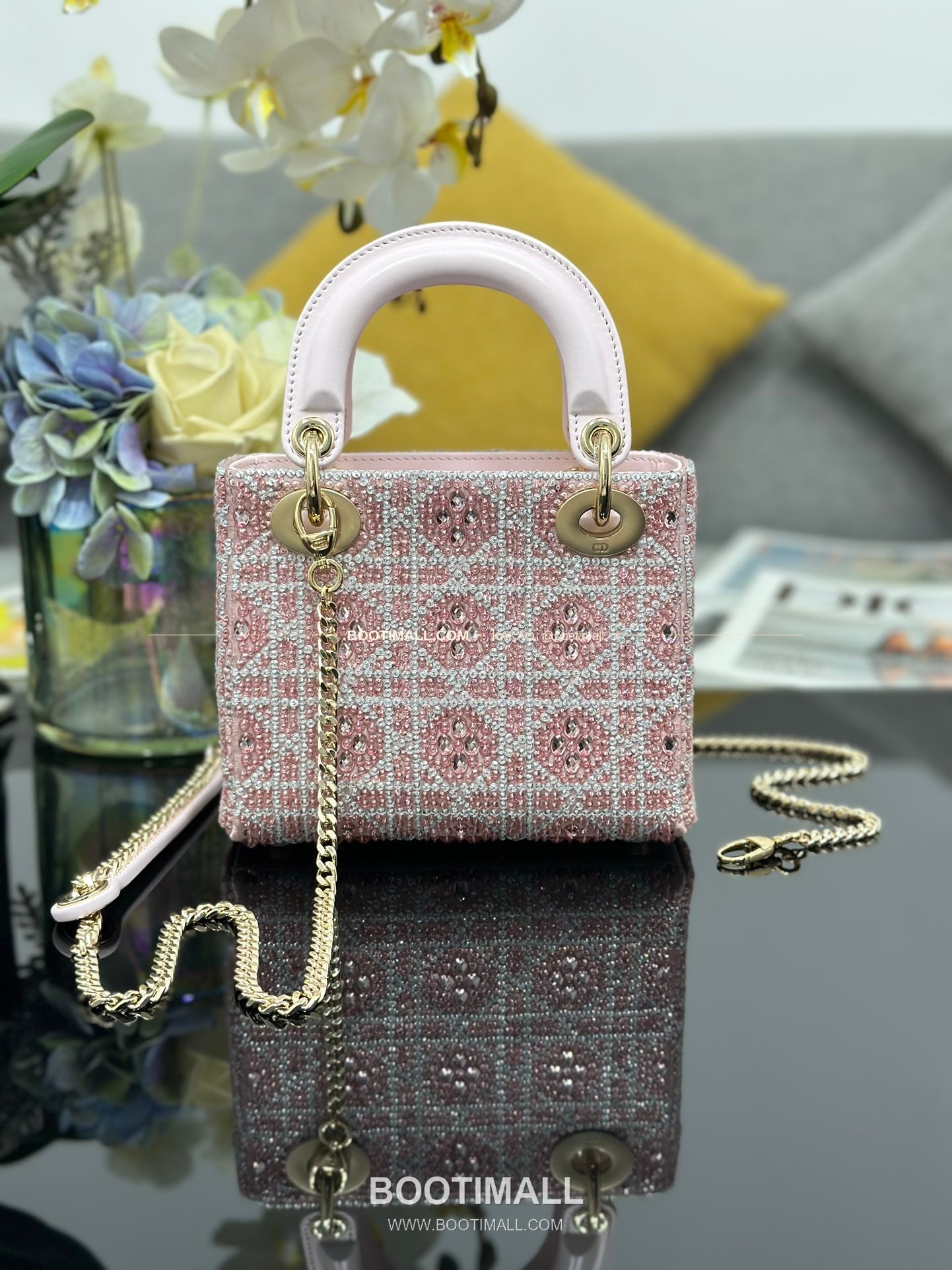 디올 레이디디올 크리스탈자수 패브릭 핑크 미니 토트백 Dior Lady Dior Crystal Embroidery Fabric Pink Mini Tote Bag M0505 17cm 2