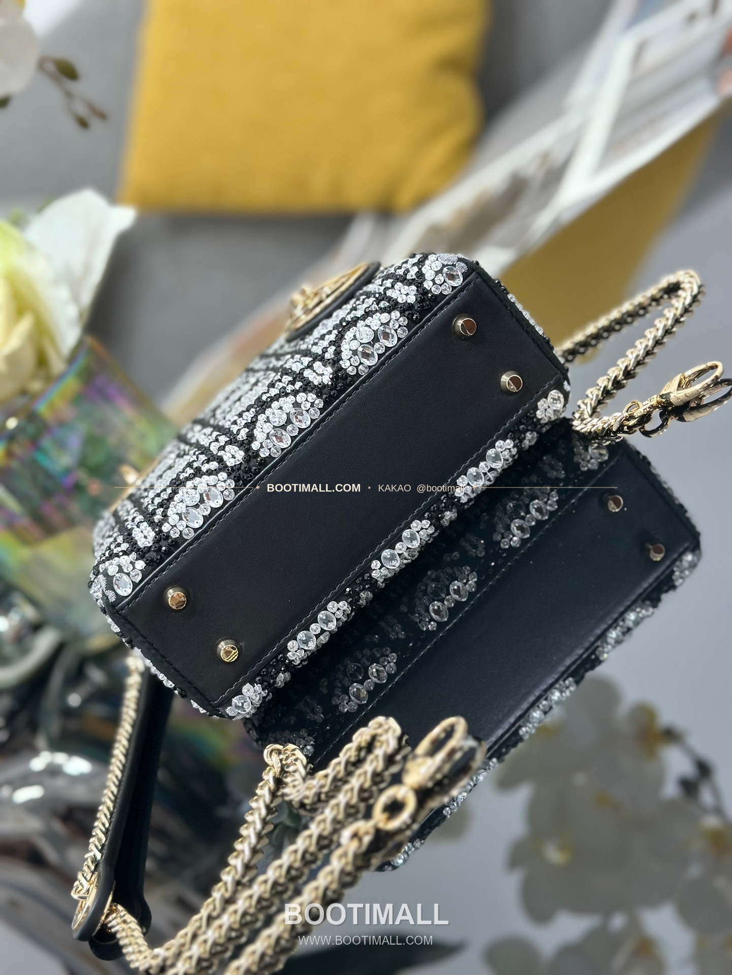 디올 레이디디올 크리스탈자수 패브릭 핑크 미니 토트백 Dior Lady Dior Crystal Embroidery Fabric Pink Mini Tote Bag M0505 17cm 4