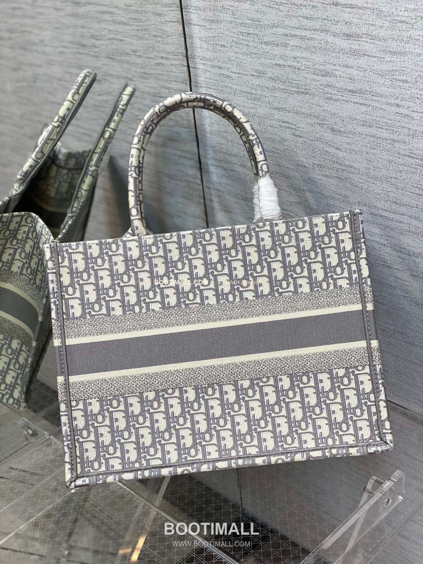 디올 오블리크 자수 캔버스 블루 미디엄 토트백 Dior Oblique Embroidered Canvas Blue Medium Tote Bag 8001 36cm 4