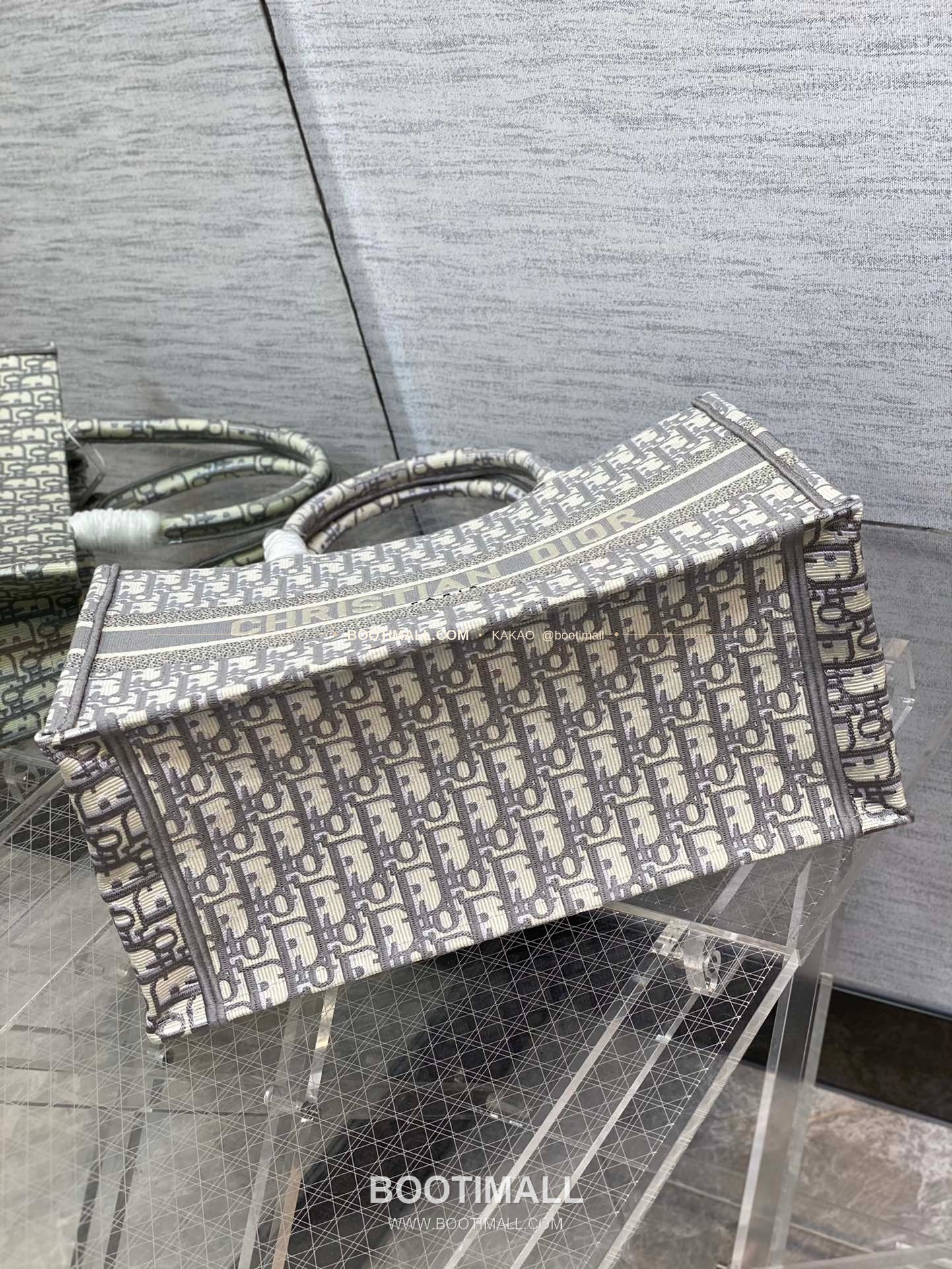 디올 오블리크 자수 캔버스 블루 미디엄 토트백 Dior Oblique Embroidered Canvas Blue Medium Tote Bag 8001 36cm 7