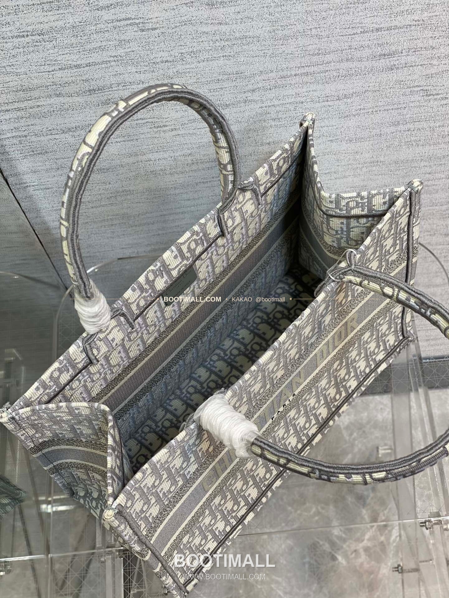 디올 오블리크 자수 캔버스 블루 미디엄 토트백 Dior Oblique Embroidered Canvas Blue Medium Tote Bag 8001 36cm 8