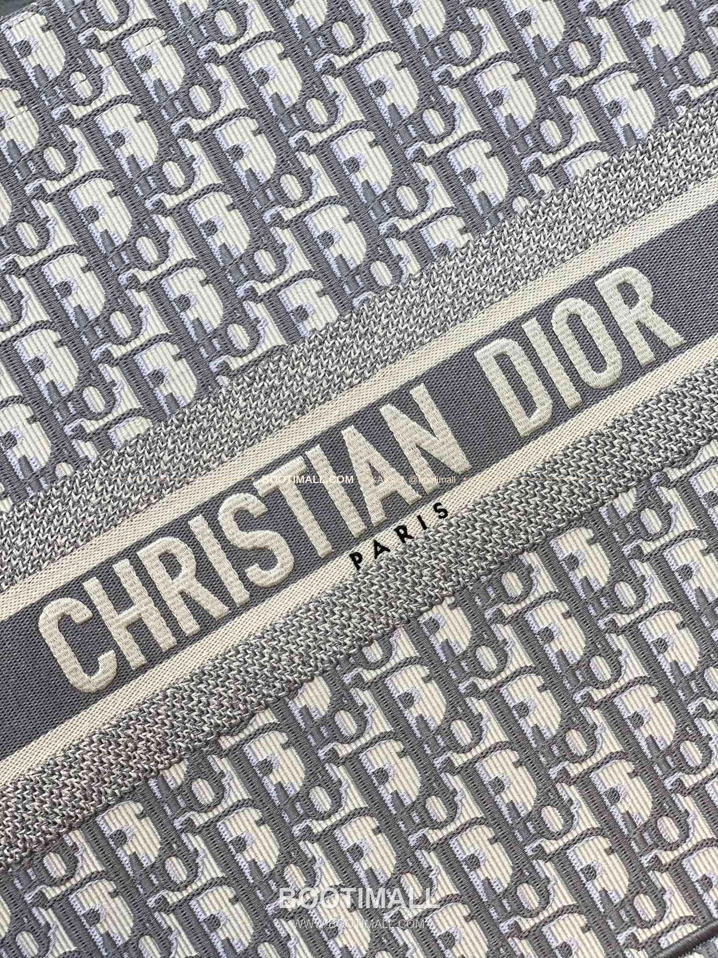 디올 오블리크 자수 캔버스 블루 라지 토트백 Dior Oblique Embroidered Canvas Blue Large Tote Bag 8001 42cm 2