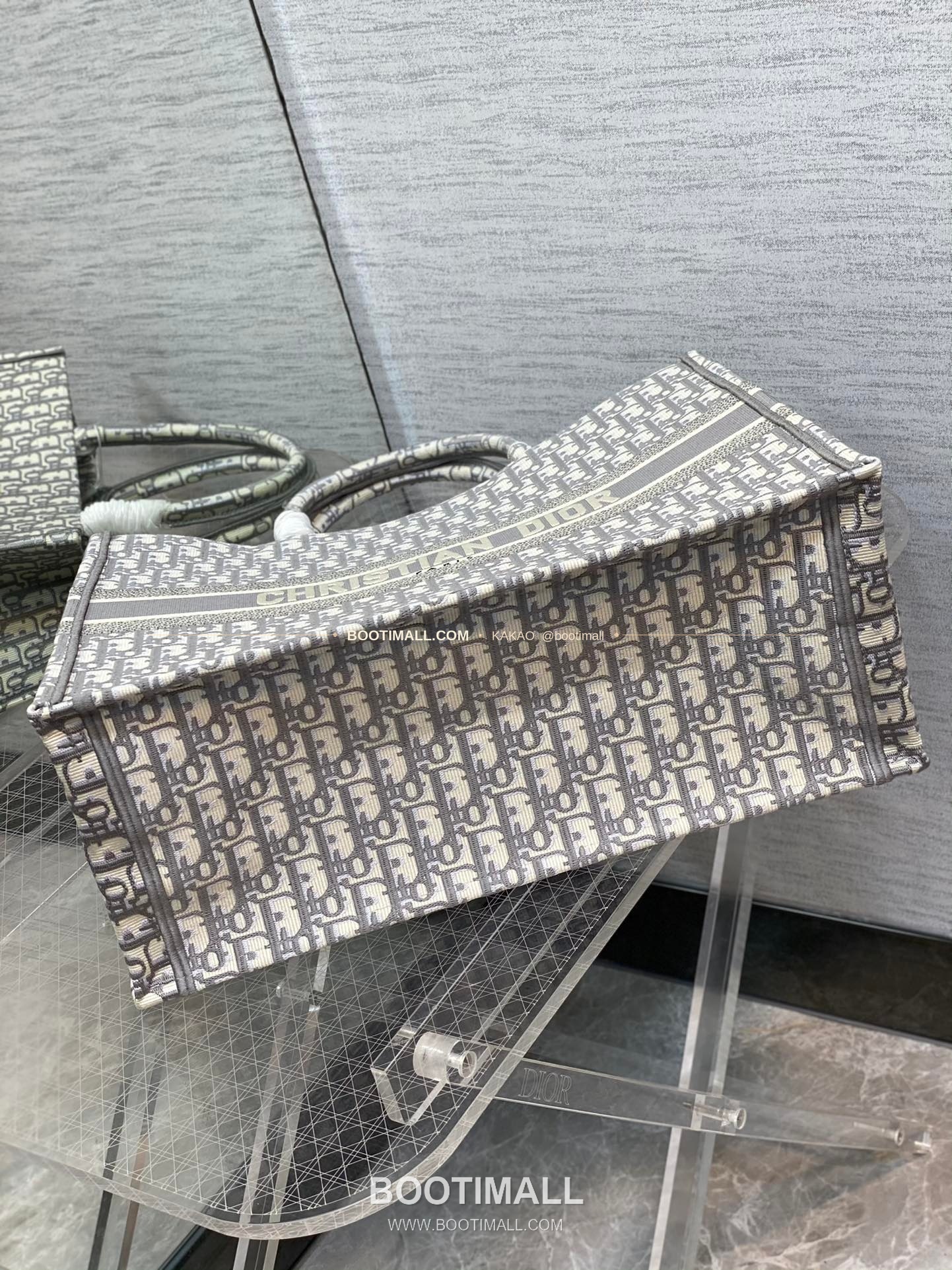 디올 오블리크 자수 캔버스 블루 라지 토트백 Dior Oblique Embroidered Canvas Blue Large Tote Bag 8001 42cm 7