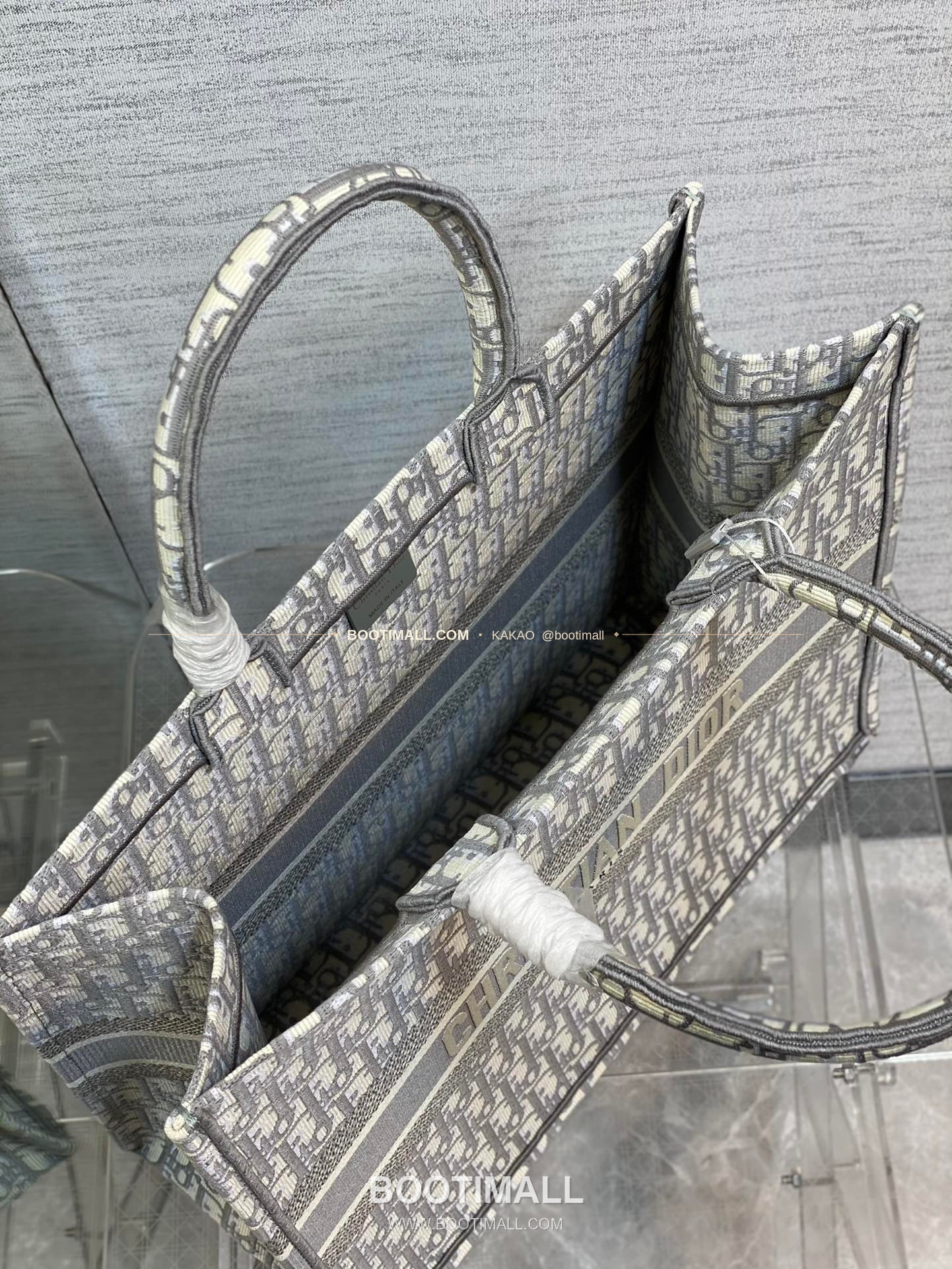 디올 오블리크 자수 캔버스 블루 라지 토트백 Dior Oblique Embroidered Canvas Blue Large Tote Bag 8001 42cm 8