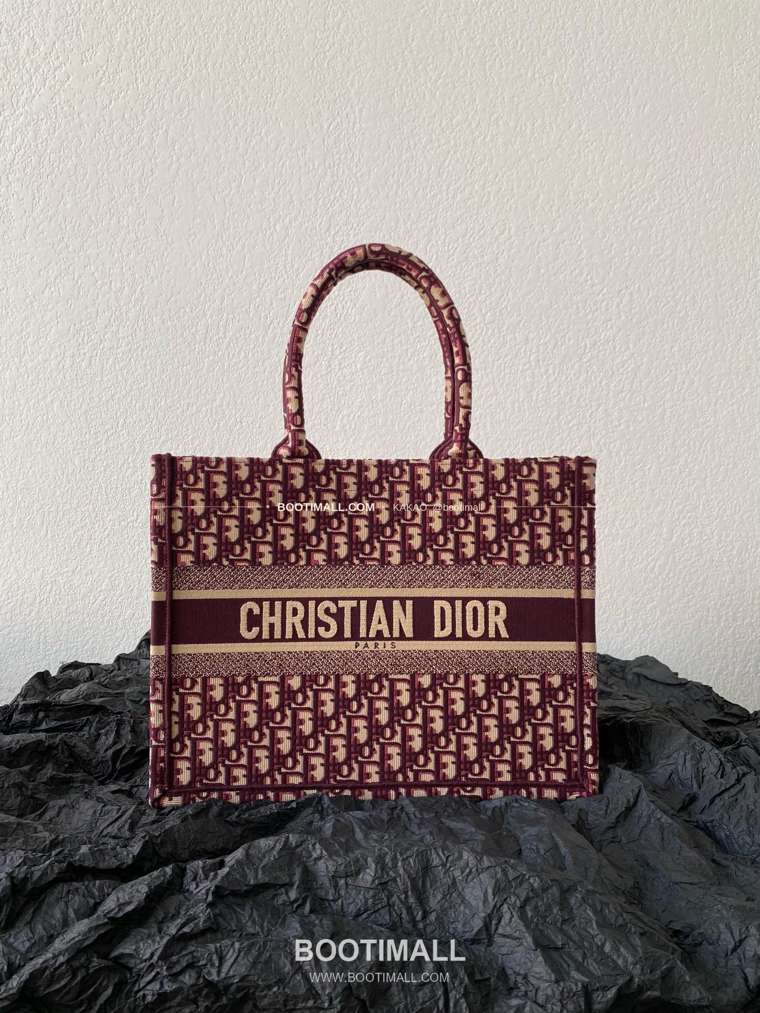 디올 오블리크 자수 캔버스 스몰 토트백 Dior Oblique Embroidered Canvas Small Tote Bag 8002 26cm 1
