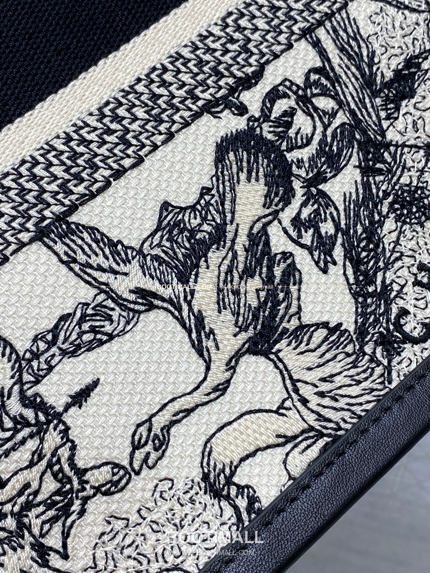 디올 오블리크 자수 캔버스 스트랩 스몰 토트백 Dior Oblique Embroidered Canvas Strap Small Tote Bag 26cm 5