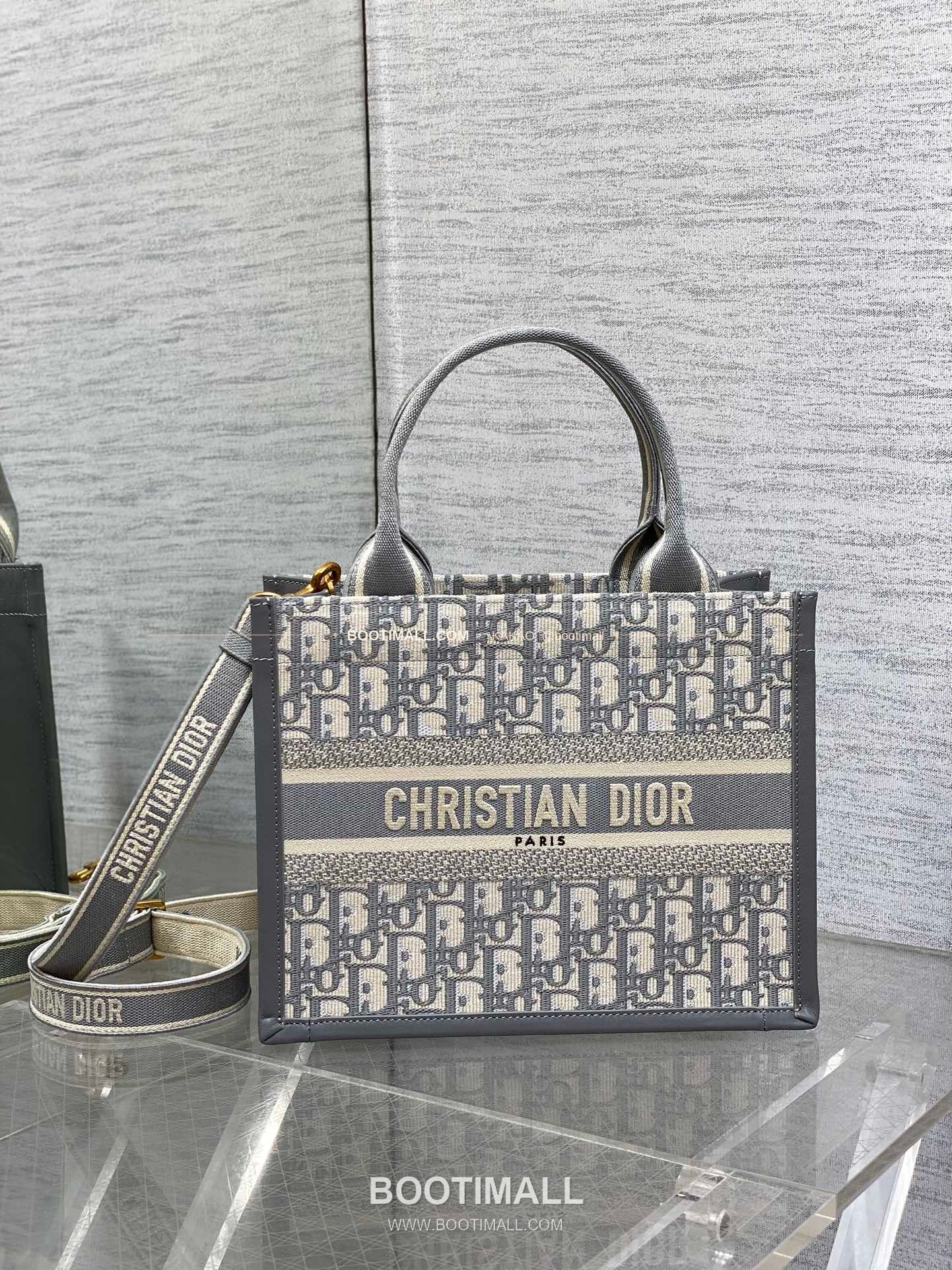 디올 오블리크 자수 캔버스 스트랩 스몰 토트백 Dior Oblique Embroidered Canvas Strap Small Tote Bag 26cm 1